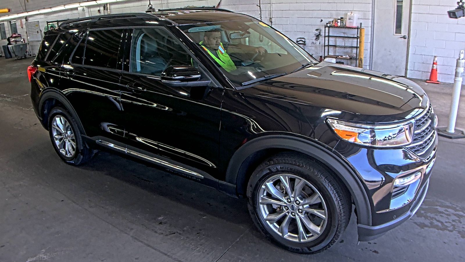 2024 Ford Explorer XLT AWD