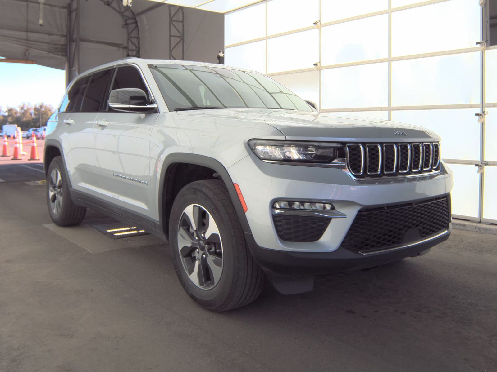 JEEP 4XE - 4