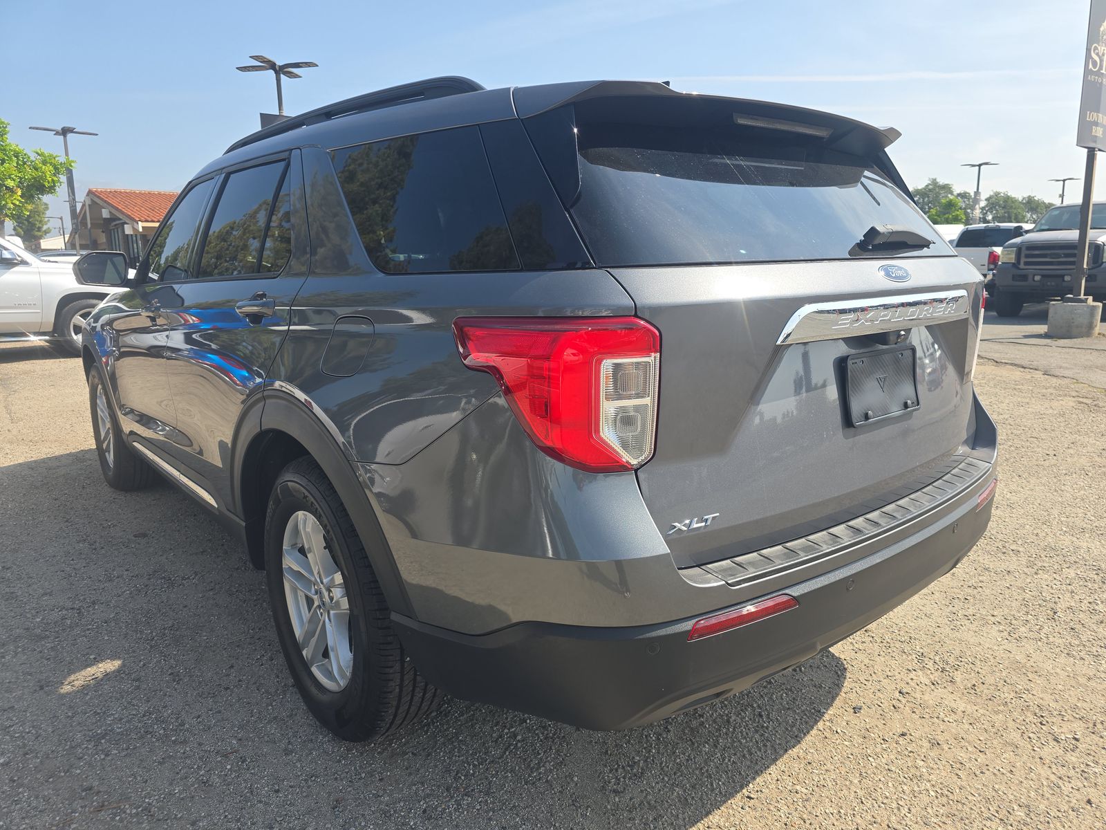 FORD EXPLORER - 7