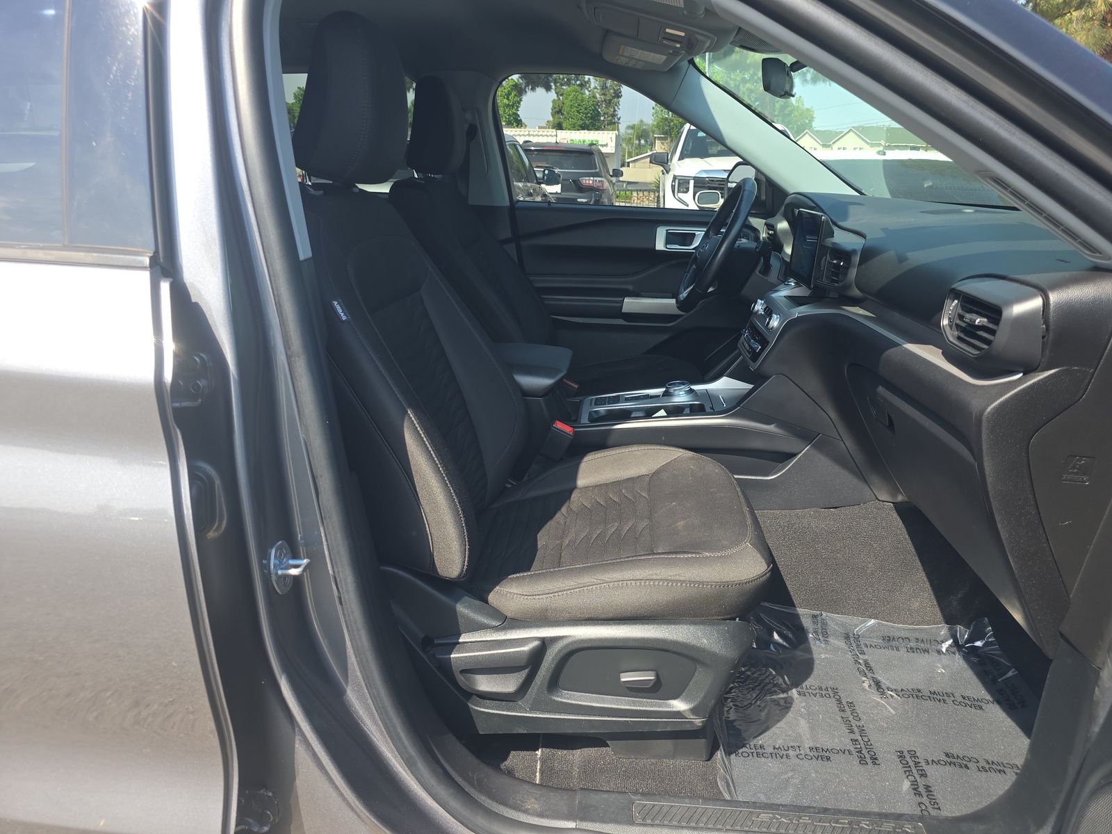 FORD EXPLORER - 9