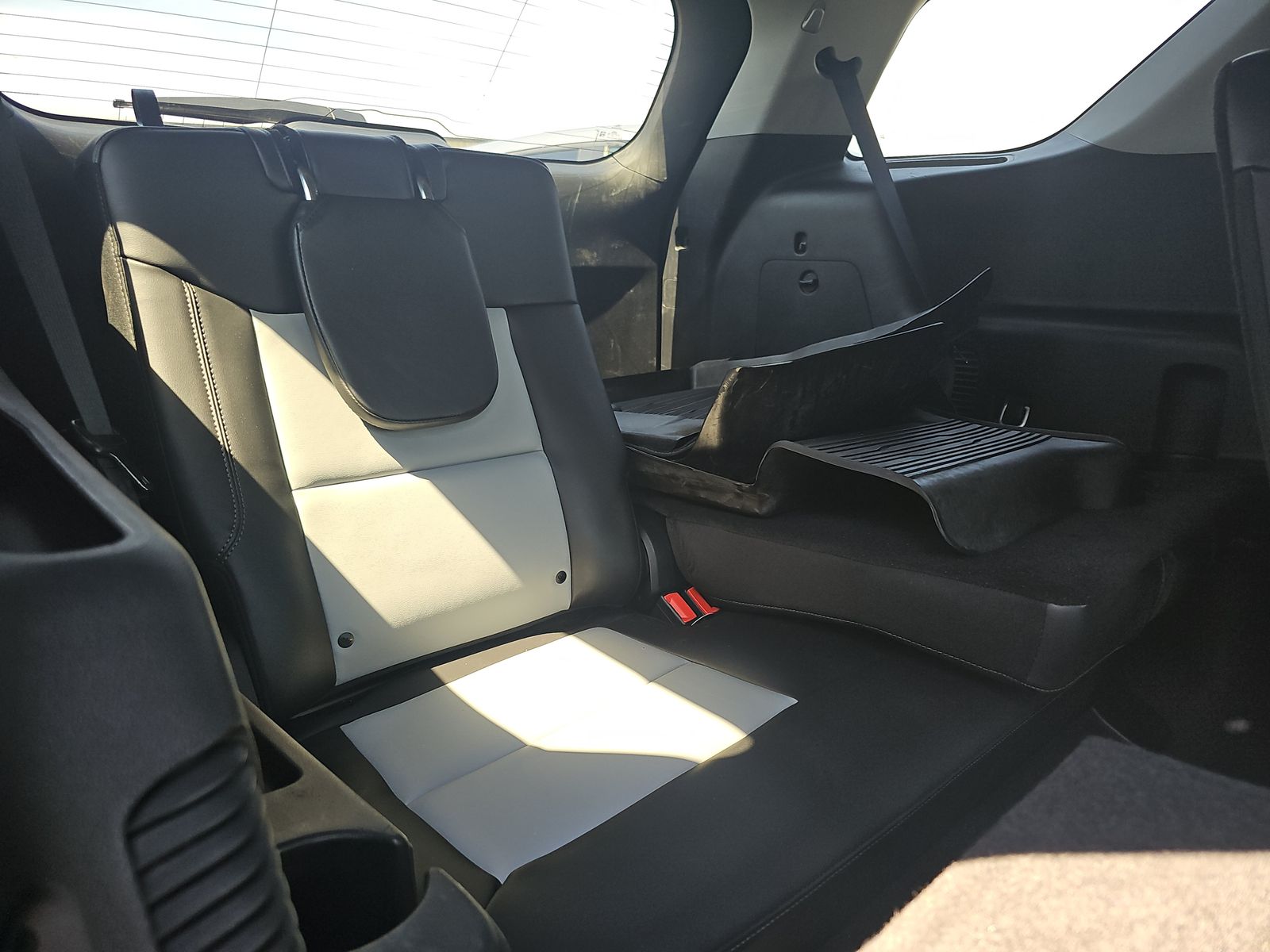 2023 Ford Explorer XLT AWD