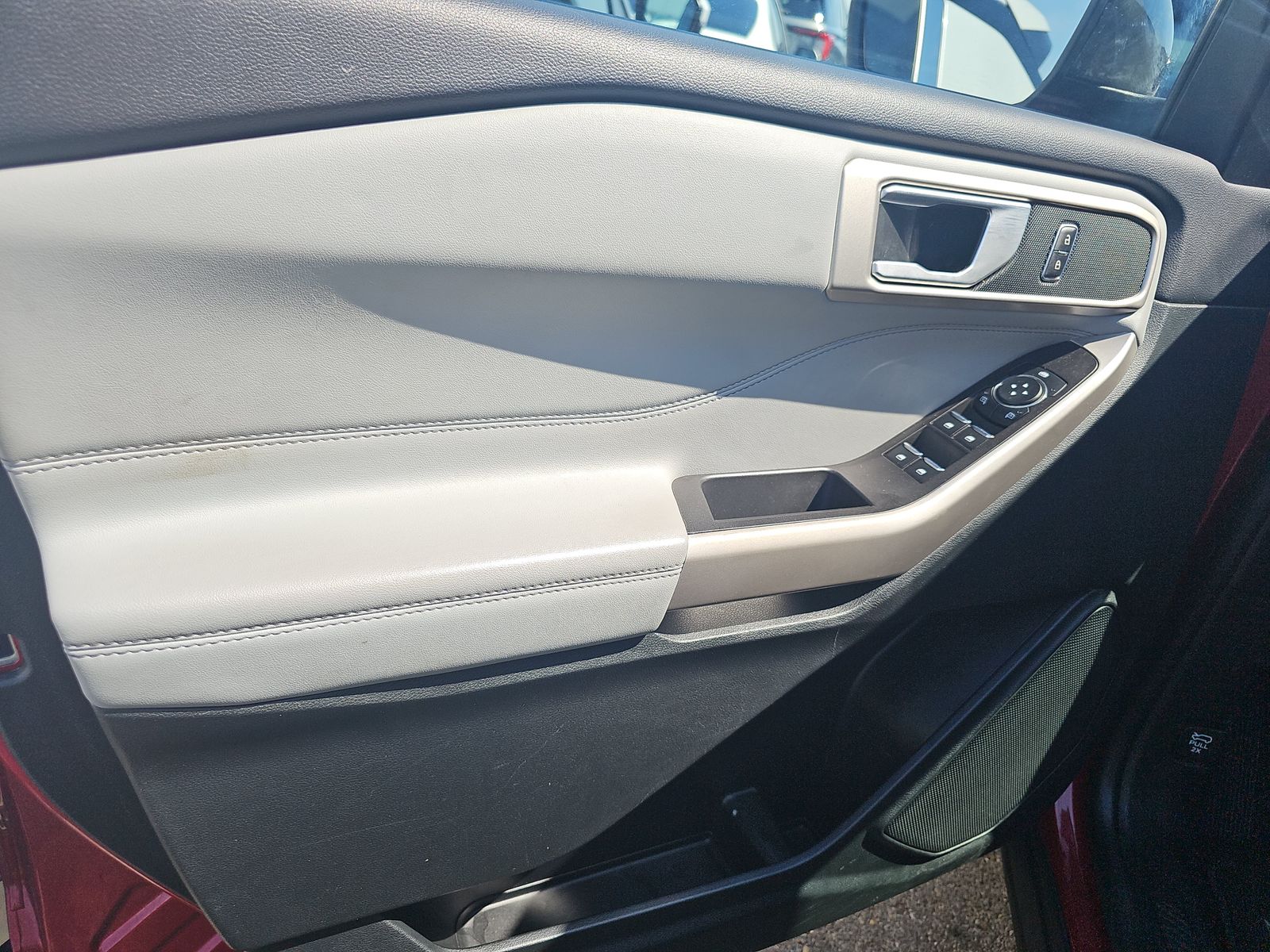 2023 Ford Explorer XLT AWD