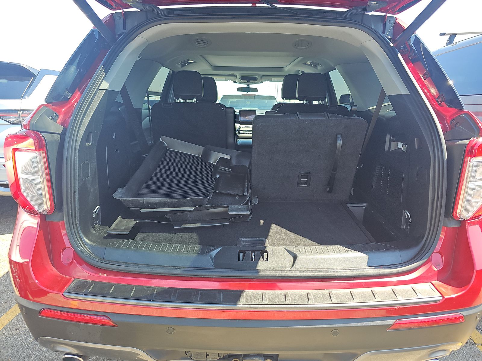 2023 Ford Explorer XLT AWD