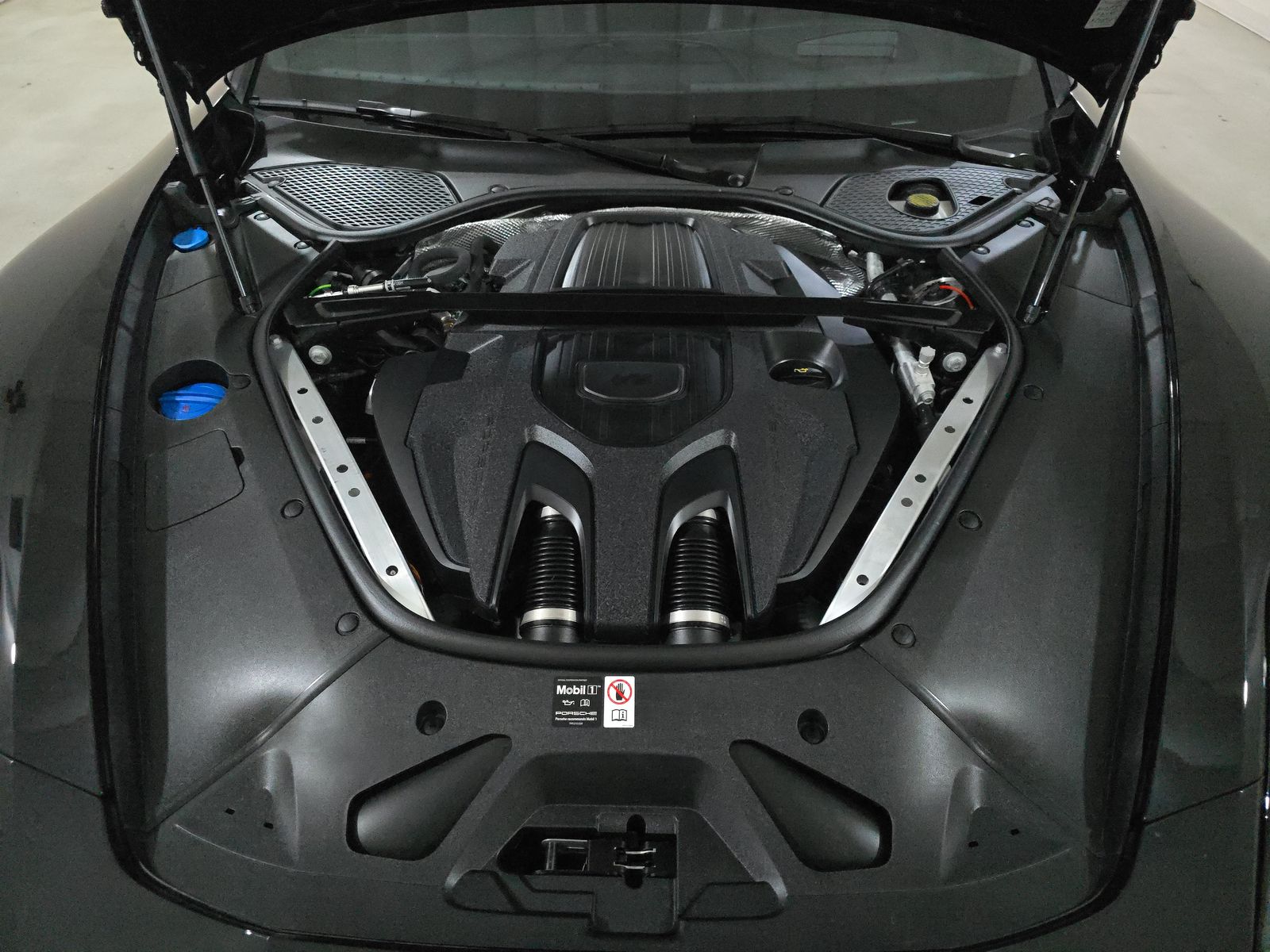 2025 Porsche Panamera Base RWD