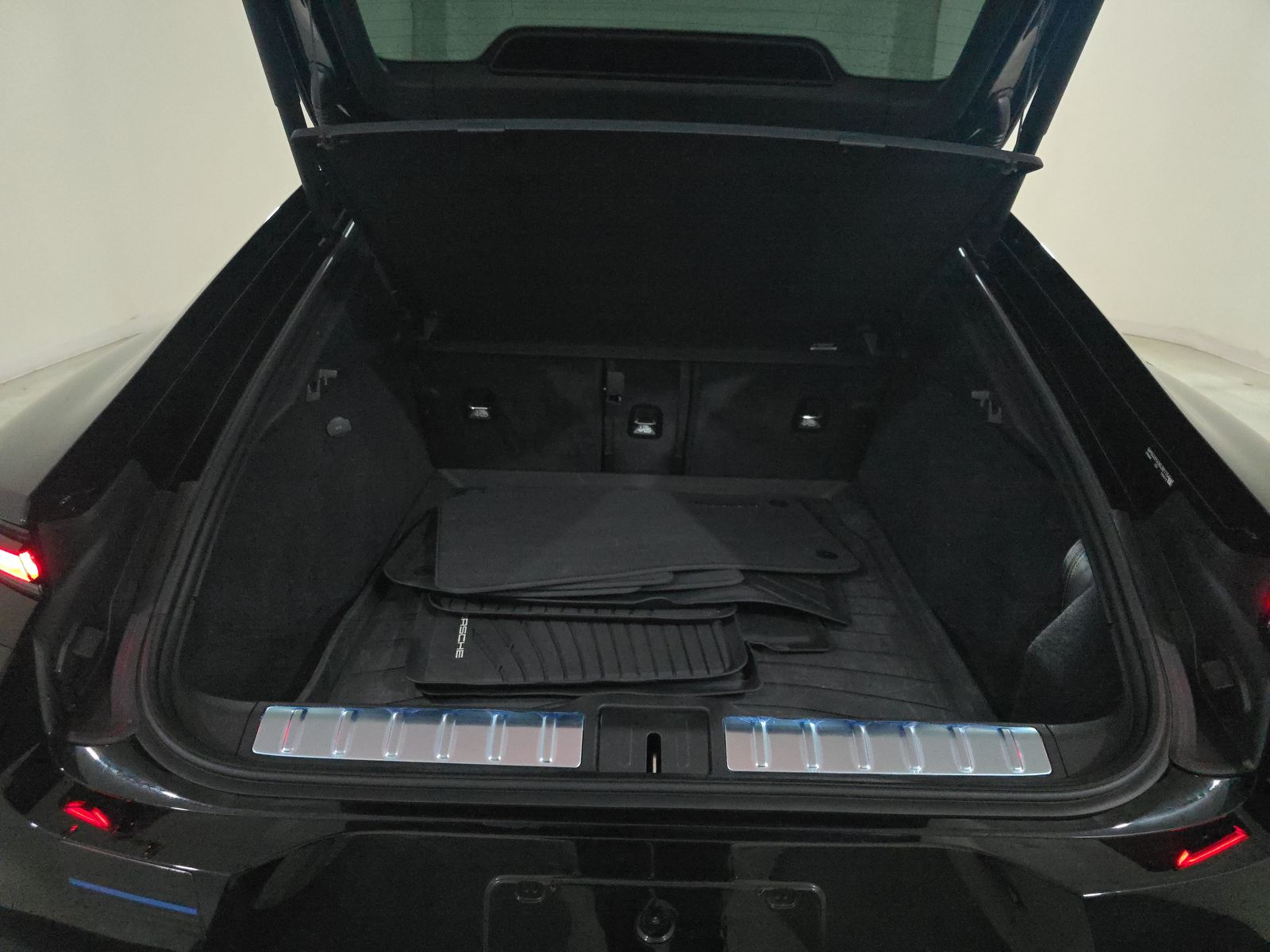 2025 Porsche Panamera Base RWD