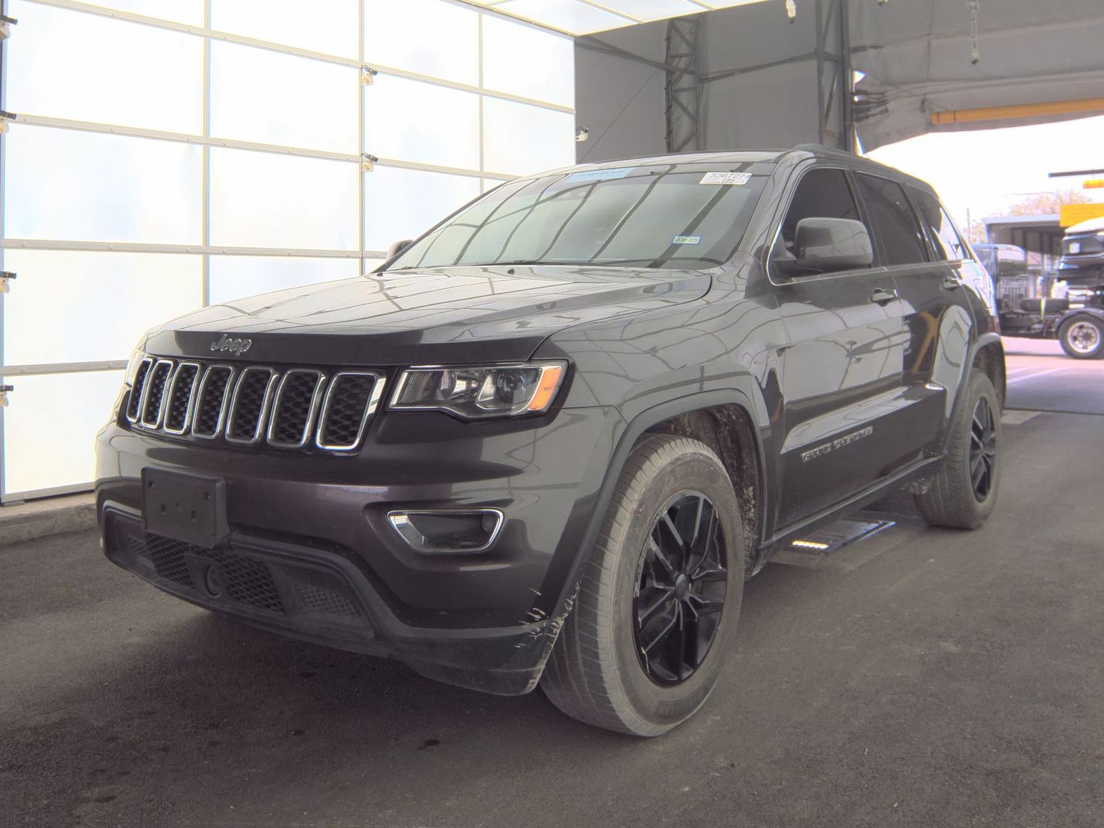 JEEP GRAND CHEROKEE - 1
