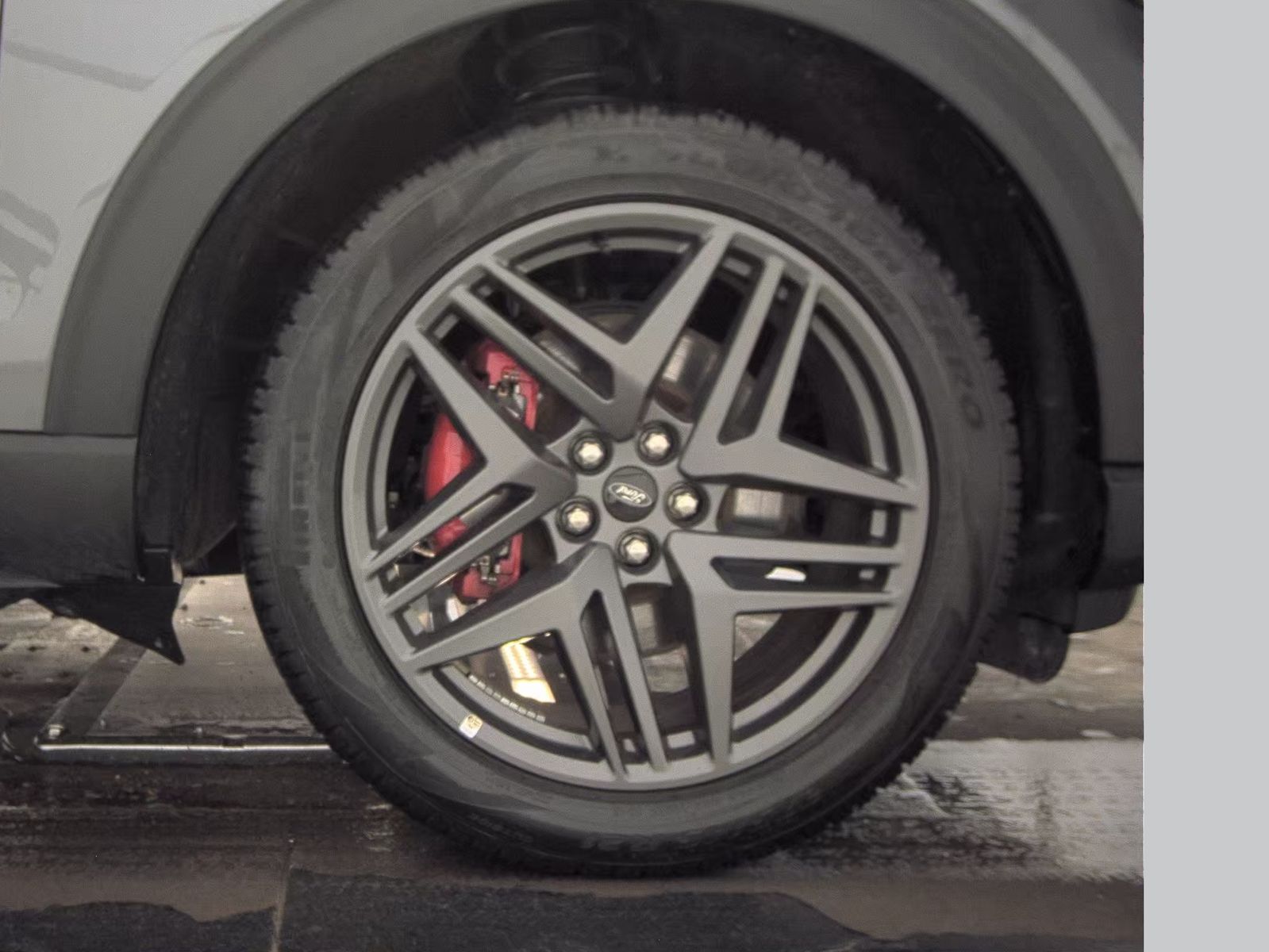 2025 Ford Explorer ST-Line AWD