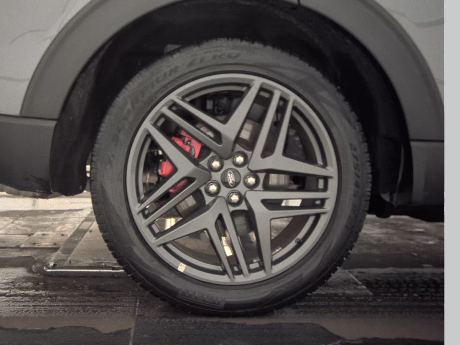 2025 Ford Explorer ST-Line AWD