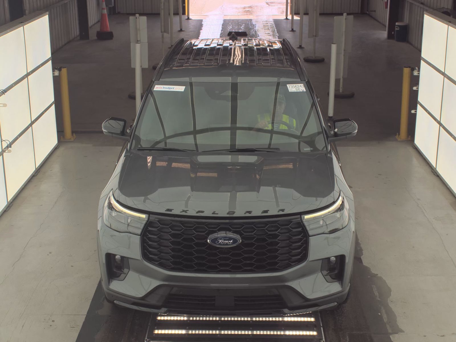 2025 Ford Explorer ST-Line AWD