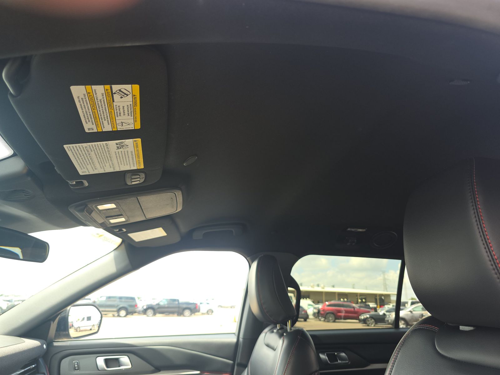 2025 Ford Explorer ST-Line AWD