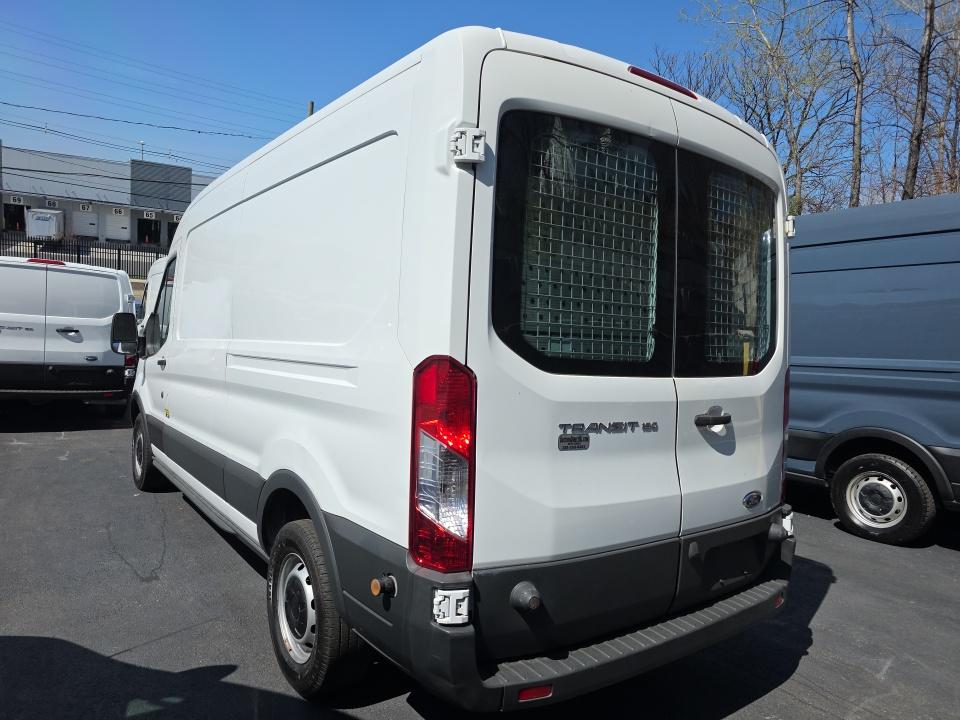 FORD TRANSIT 150 - 7