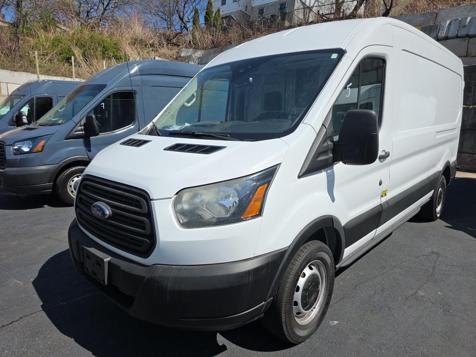 FORD TRANSIT 150 - 1