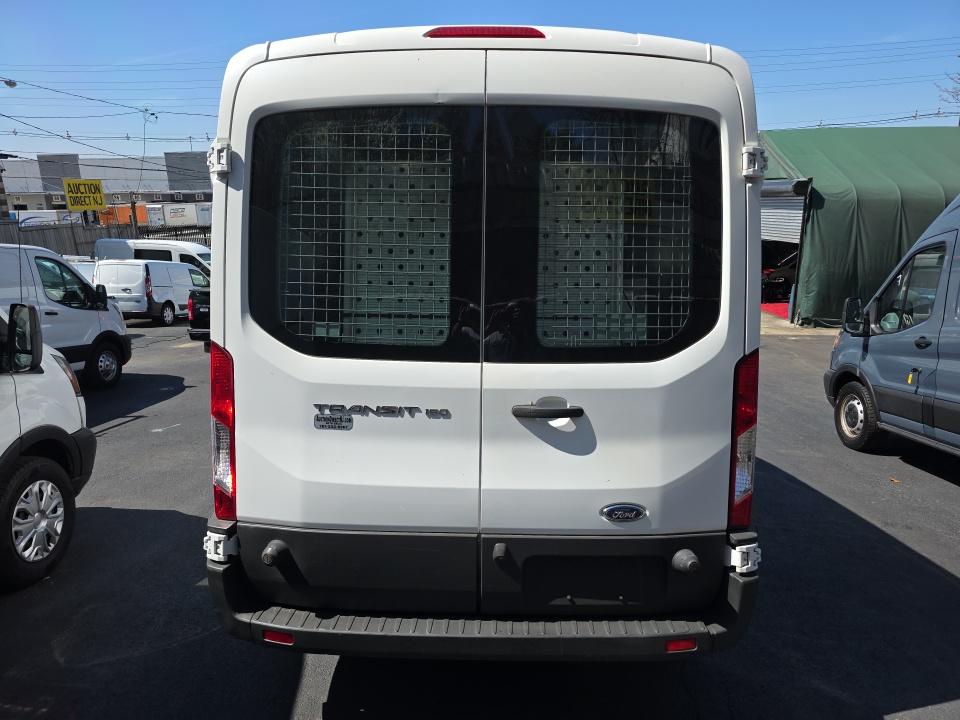 FORD TRANSIT 150 - 6