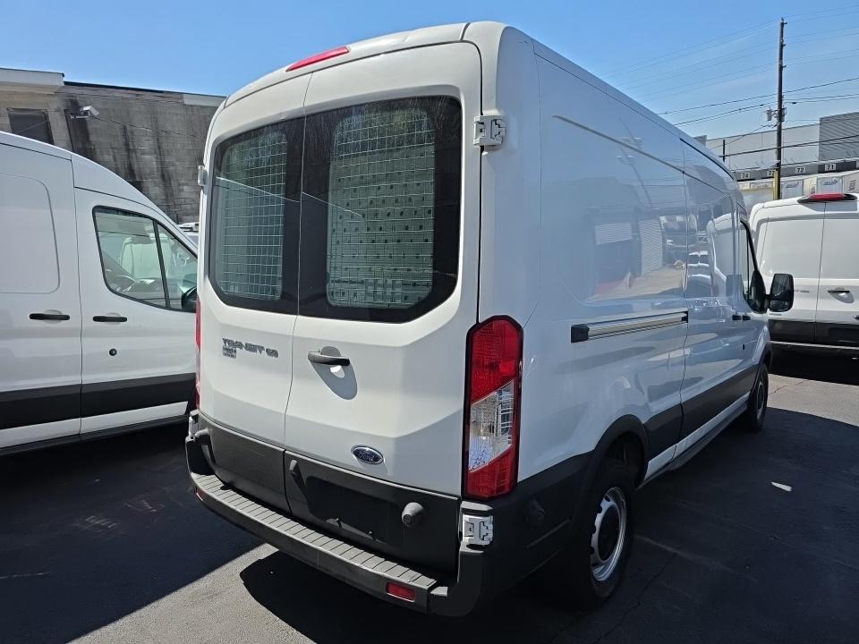 FORD TRANSIT 150 - 5