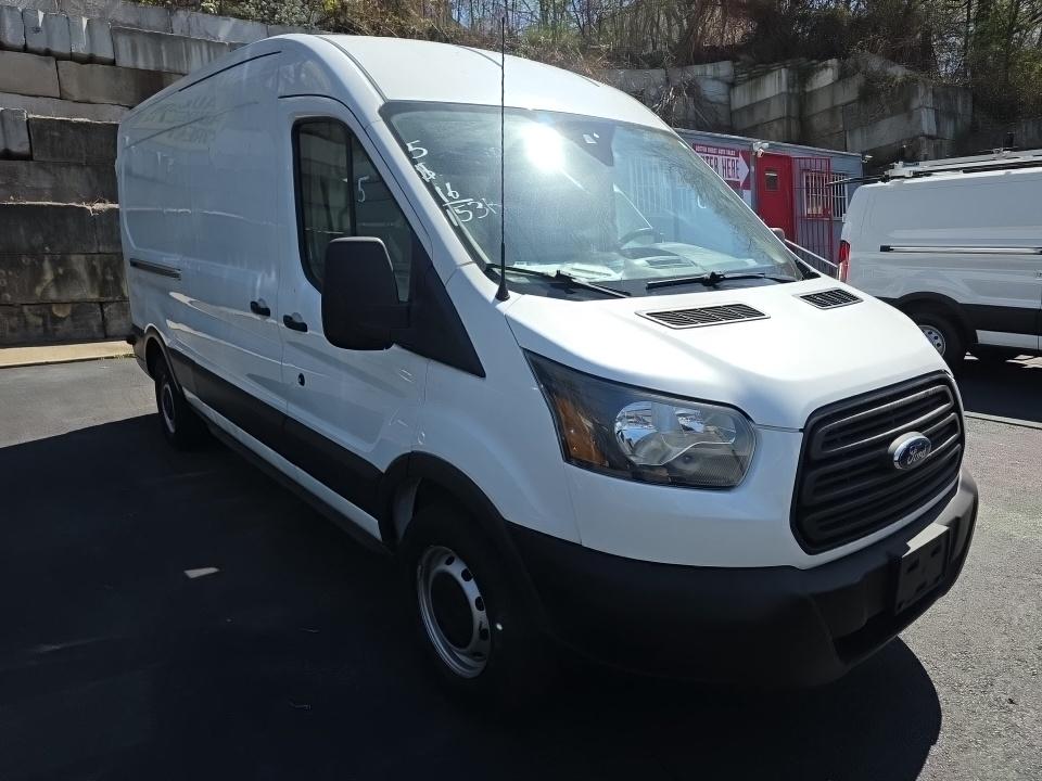 FORD TRANSIT 150 - 4