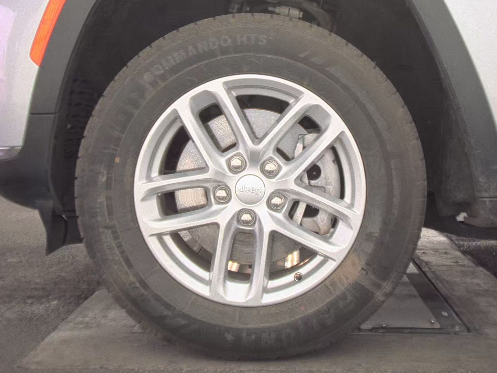 JEEP GRAND CHEROKEE - 10