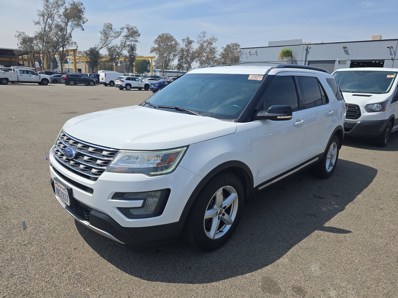 FORD EXPLORER - 1