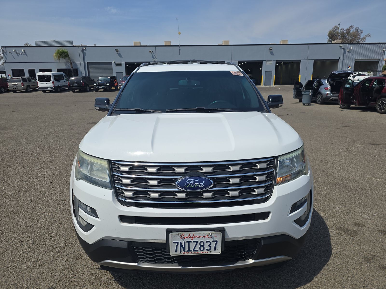 FORD EXPLORER - 3
