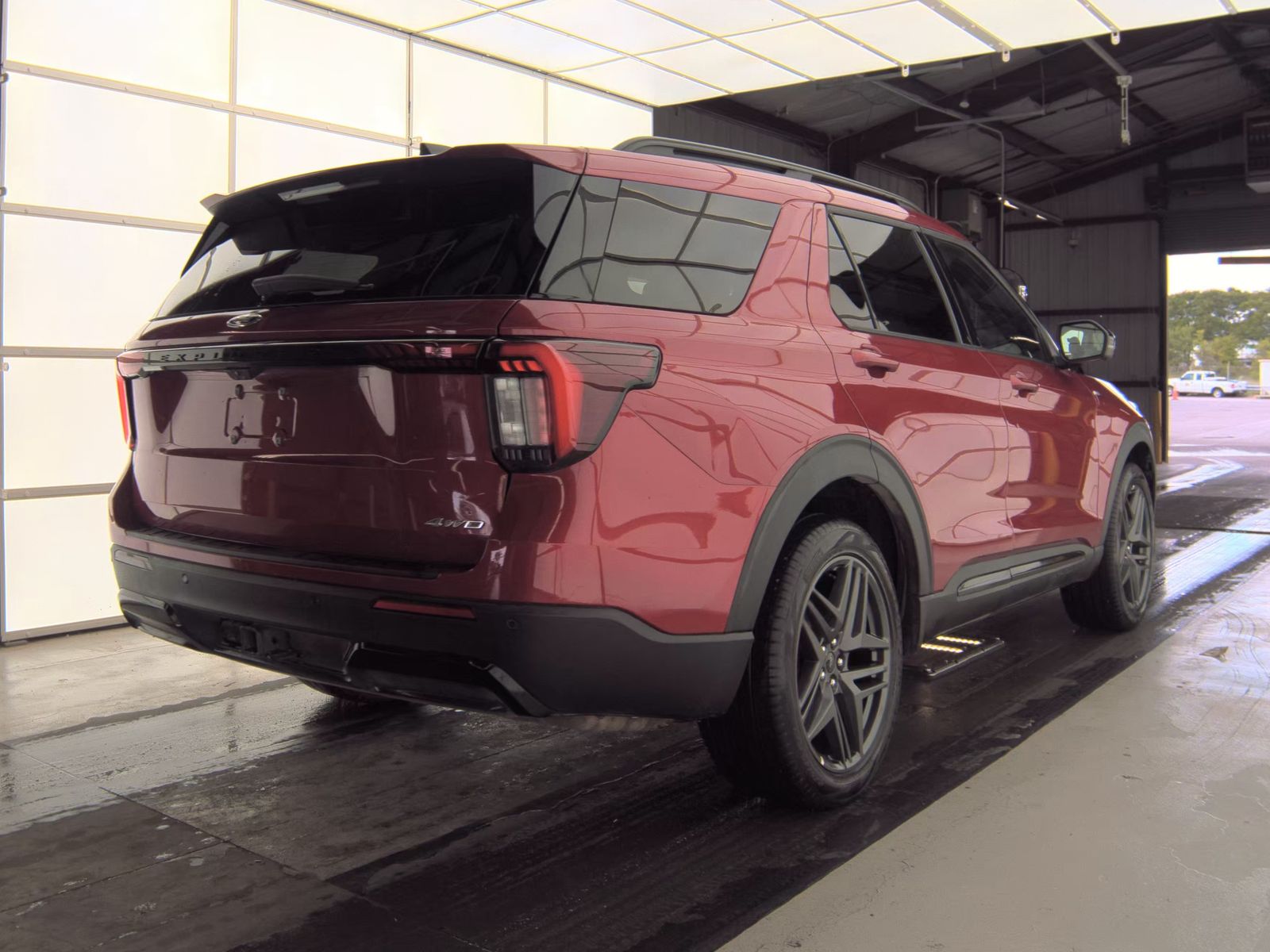 2025 Ford Explorer ST-Line AWD