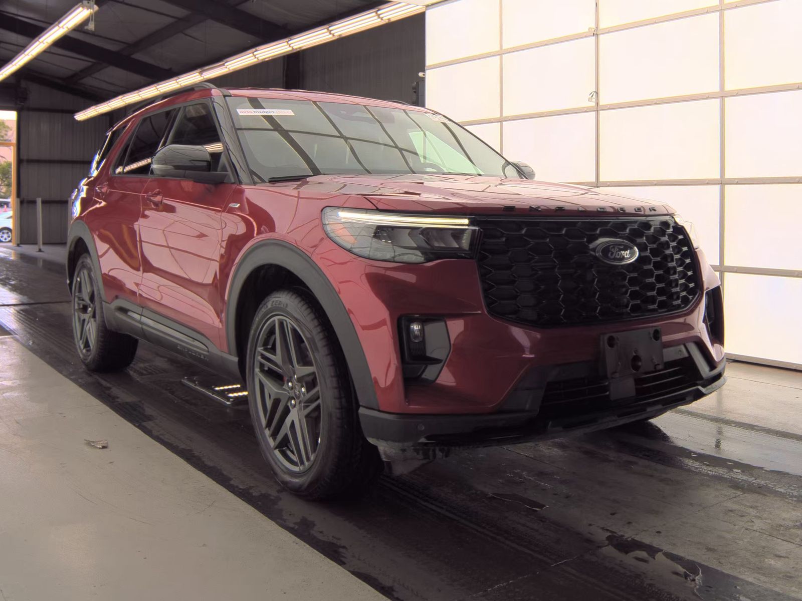 2025 Ford Explorer ST-Line AWD