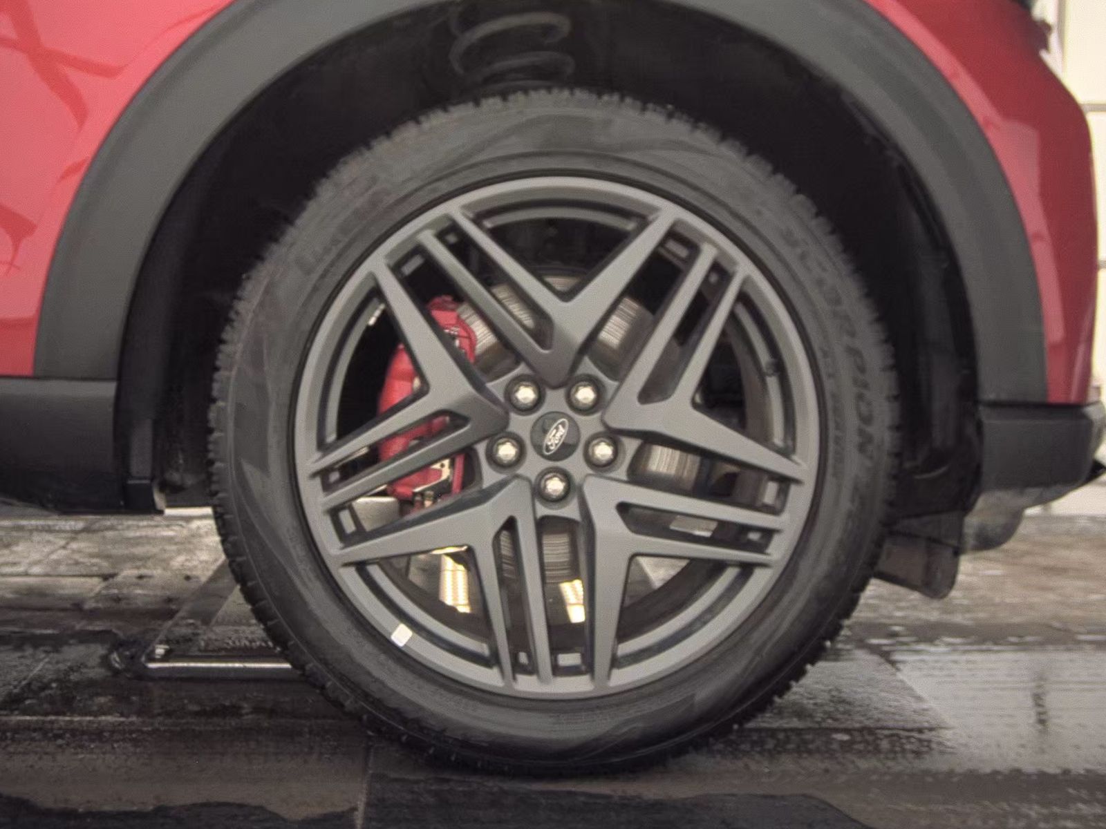 2025 Ford Explorer ST-Line AWD