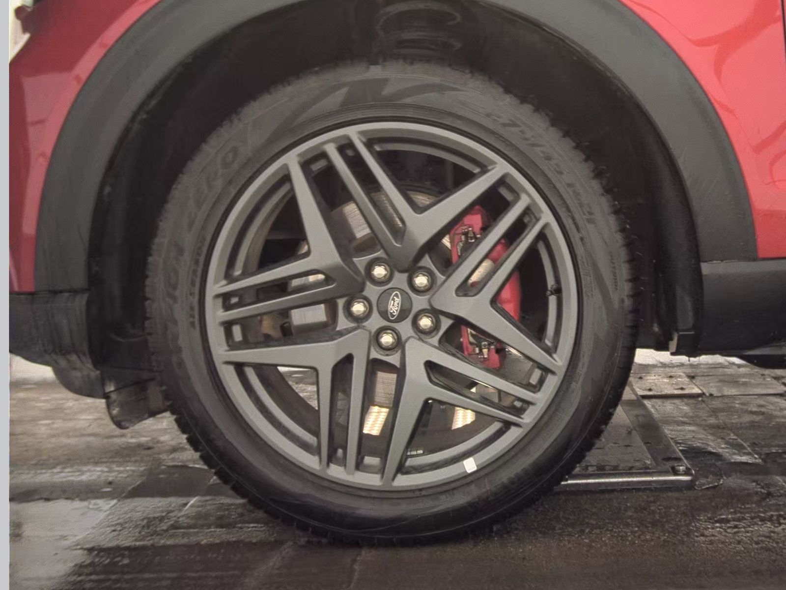 2025 Ford Explorer ST-Line AWD