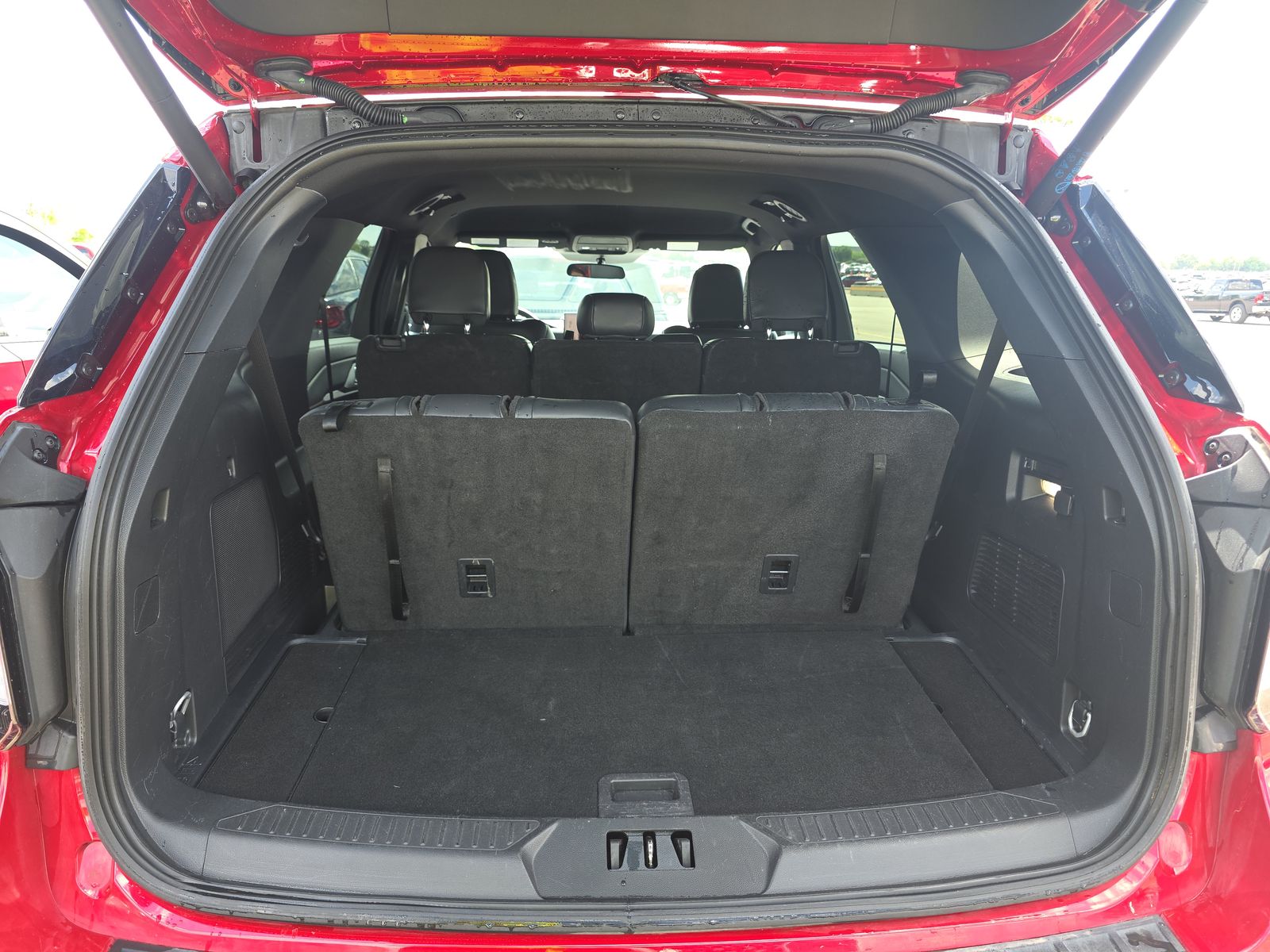 2025 Ford Explorer ST-Line AWD