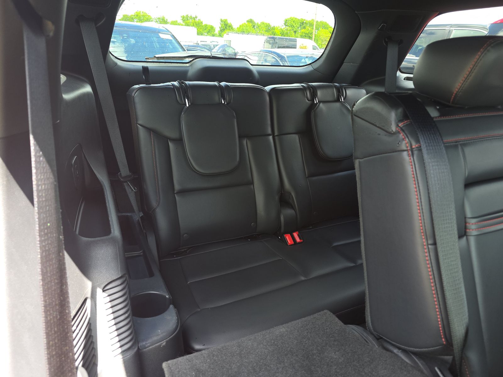 2025 Ford Explorer ST-Line AWD