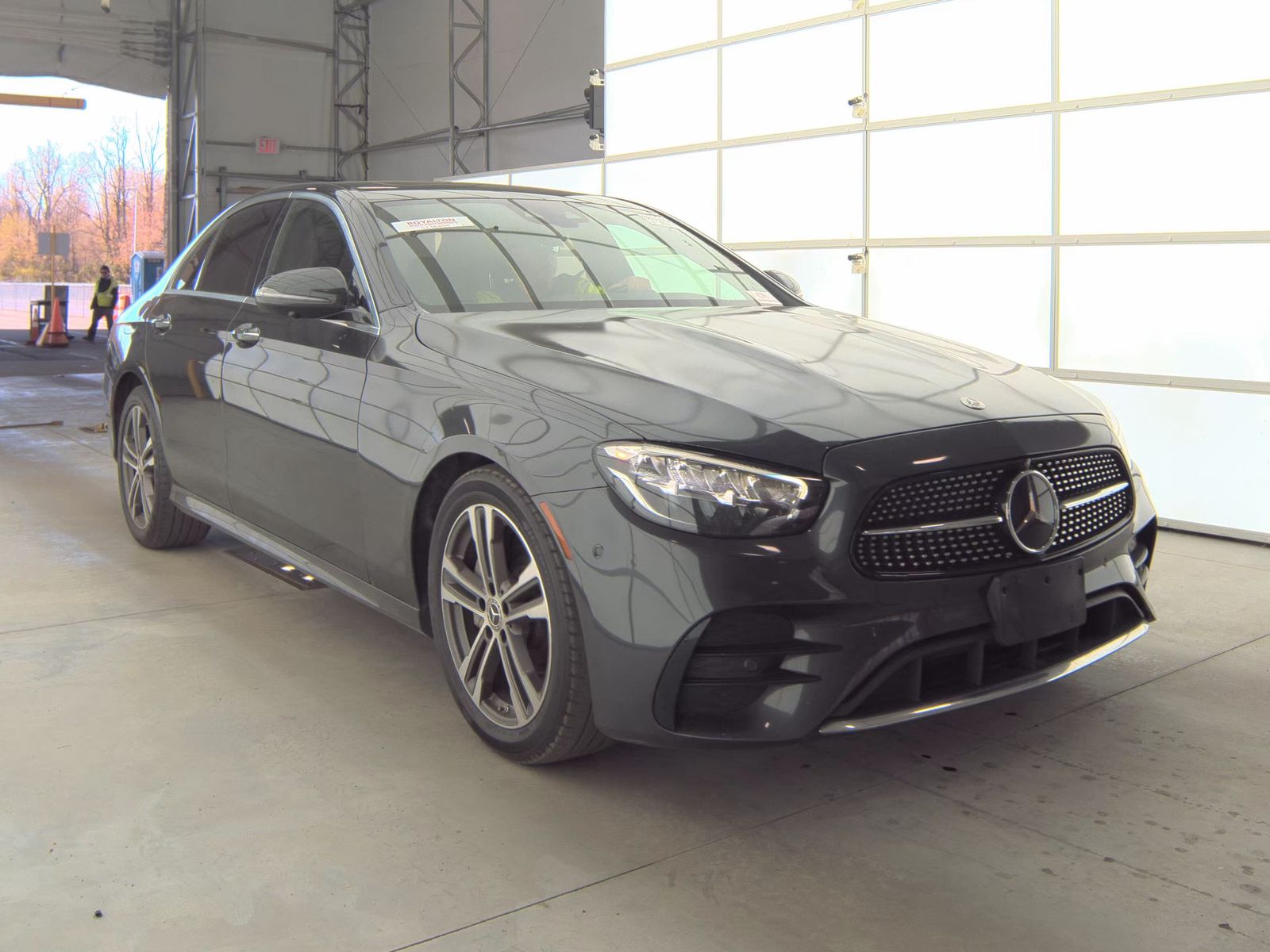 MERCEDES-BENZ E-CLASS - 5