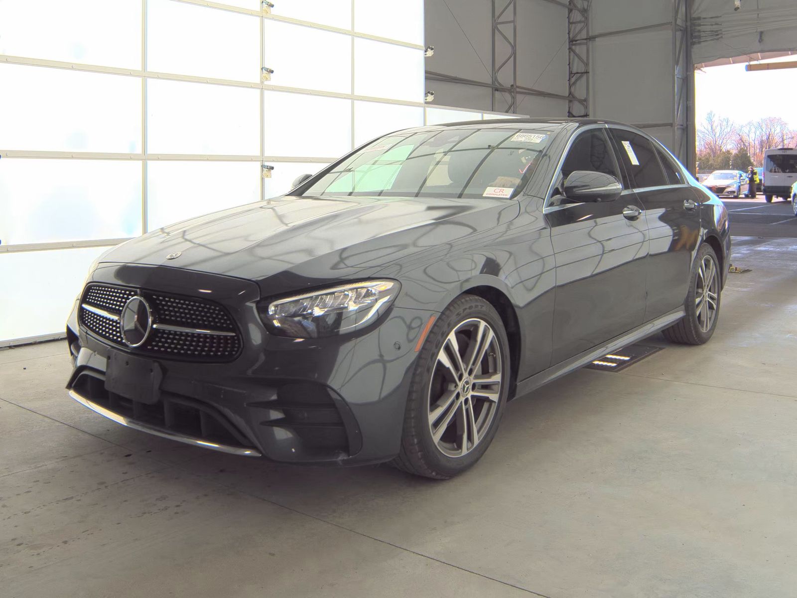 MERCEDES-BENZ E-CLASS - 1