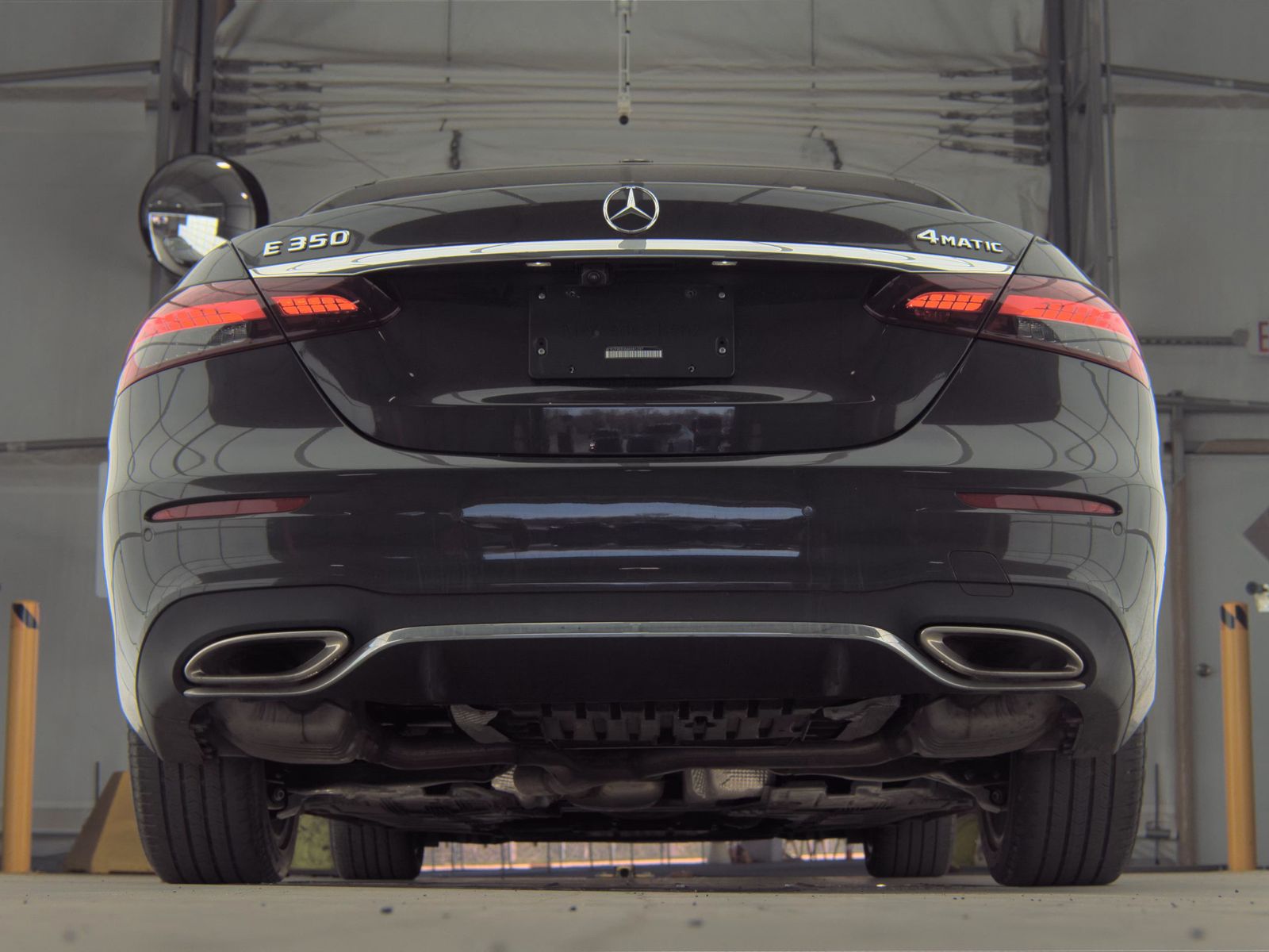 MERCEDES-BENZ E-CLASS - 8