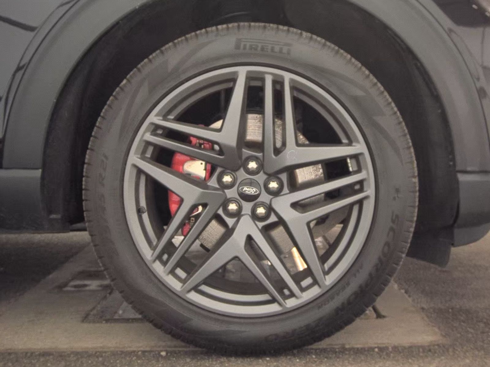 2025 Ford Explorer ST-Line AWD