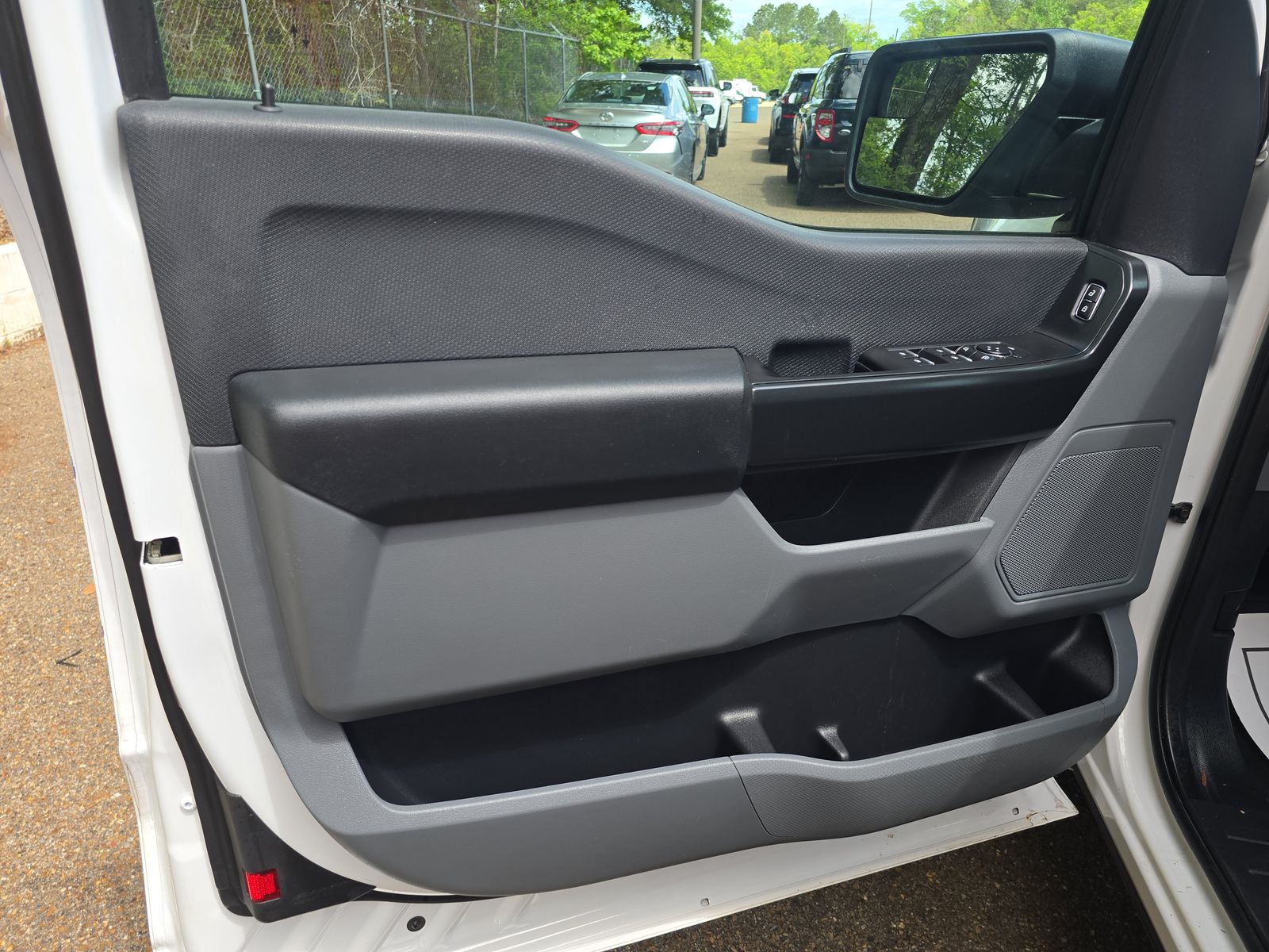 2023 Ford F-150 XL RWD