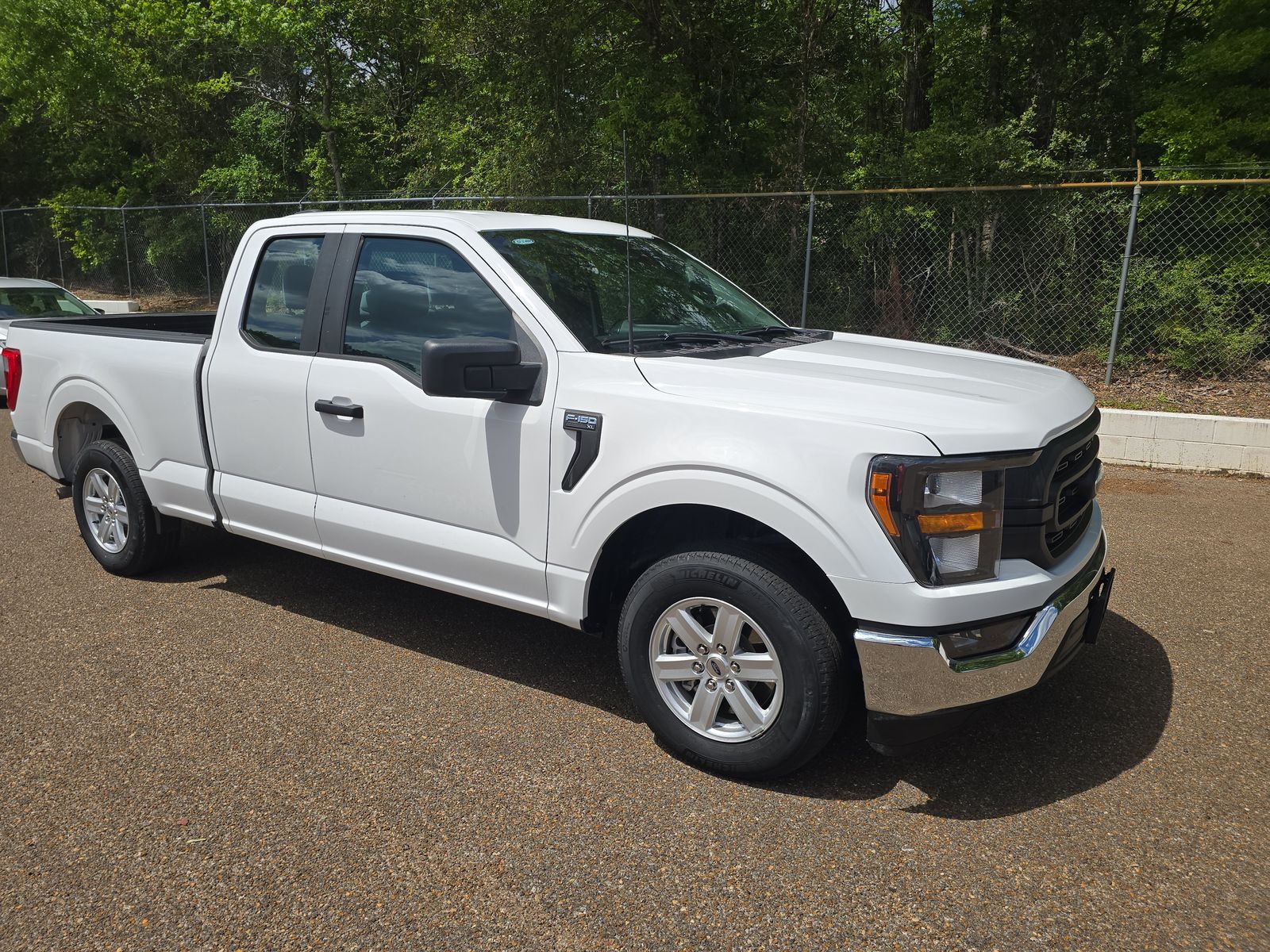 2023 Ford F-150 XL RWD