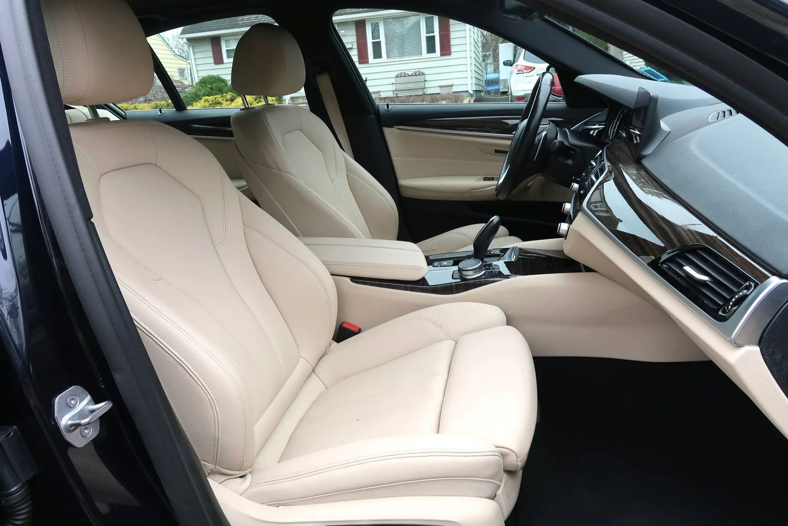 2019 BMW 5 Series 530i xDrive AWD