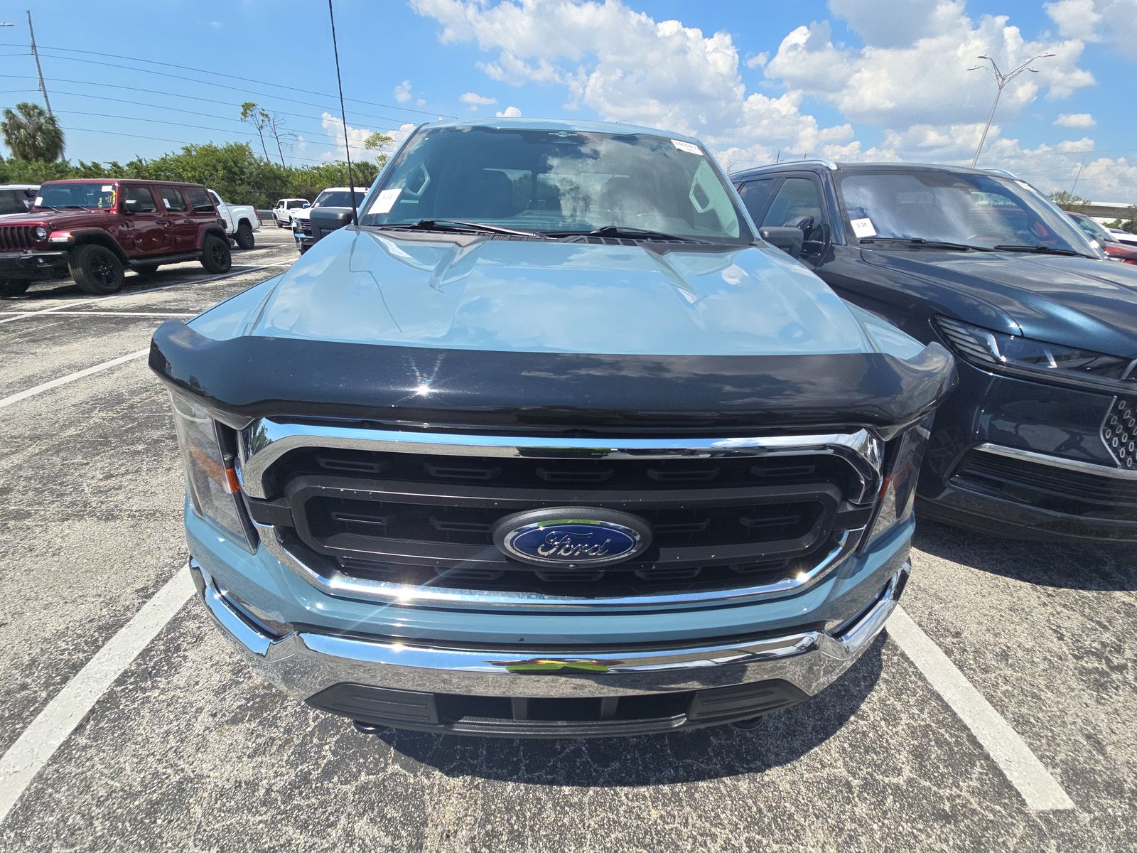 2023 Ford F-150 XLT AWD