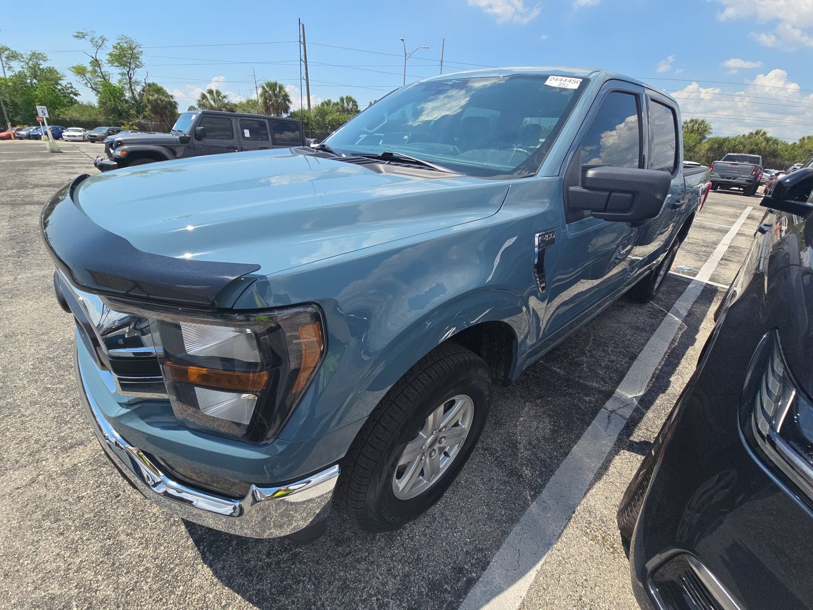 2023 Ford F-150 XLT AWD