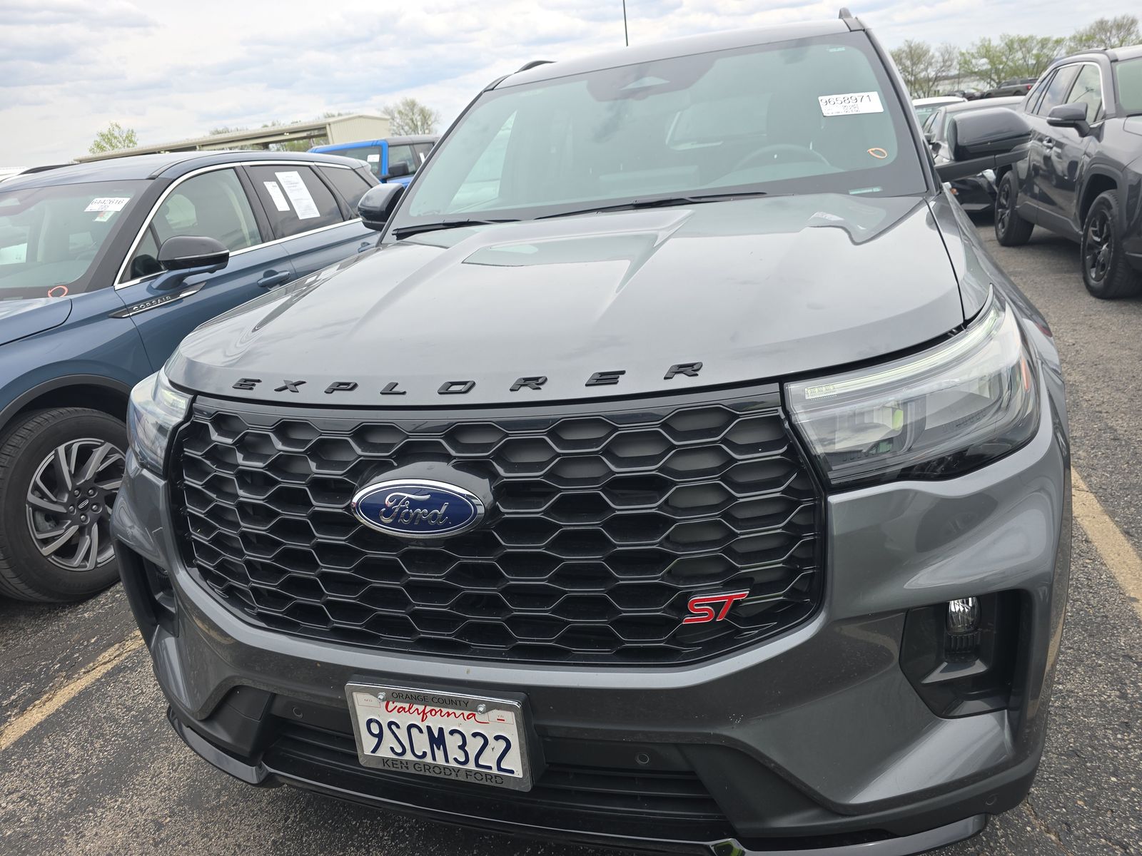 FORD EXPLORER - 3