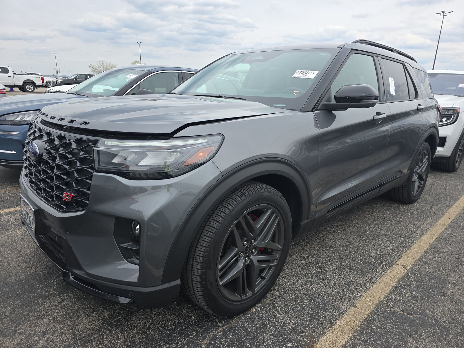 FORD EXPLORER - 1