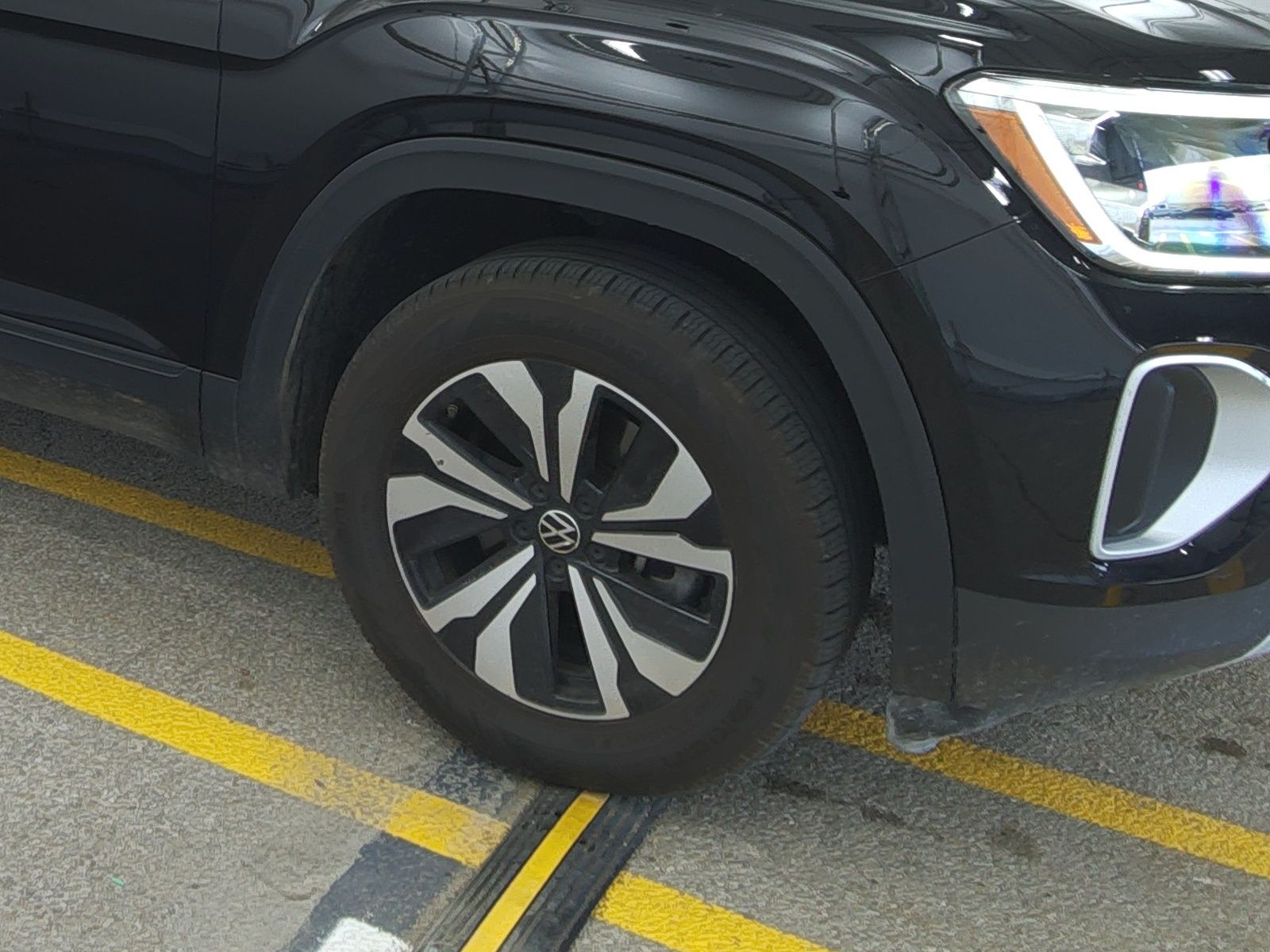 2024 Volkswagen Atlas 2.0T SE FWD