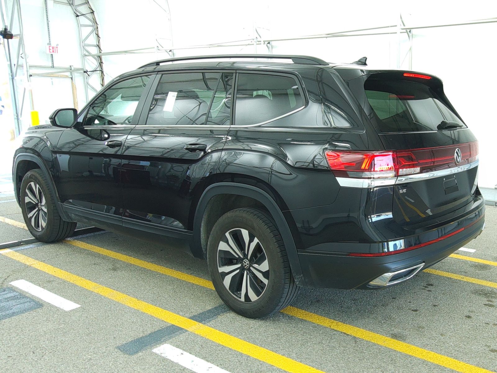 2024 Volkswagen Atlas 2.0T SE FWD
