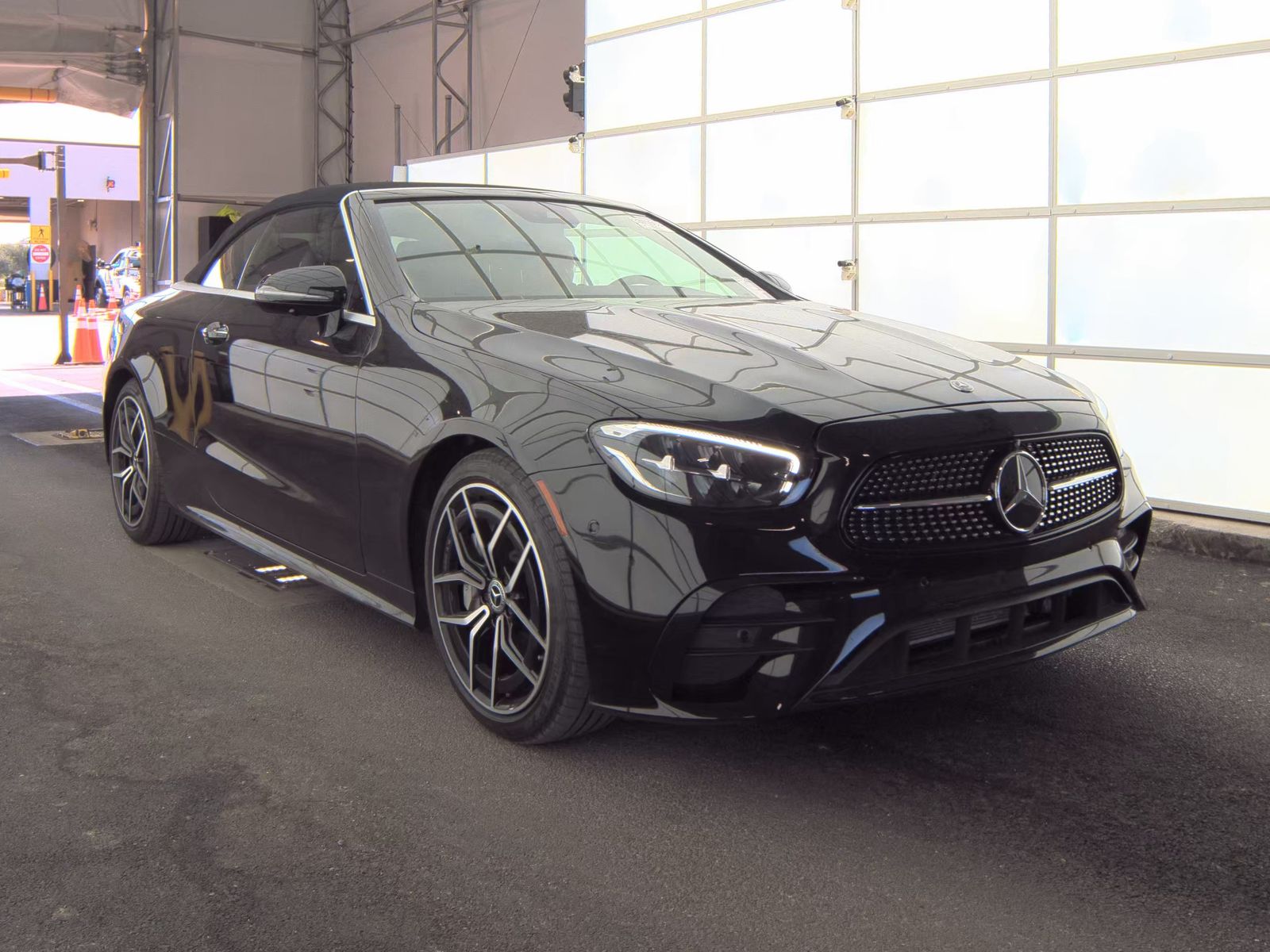 MERCEDES-BENZ E-CLASS - 5