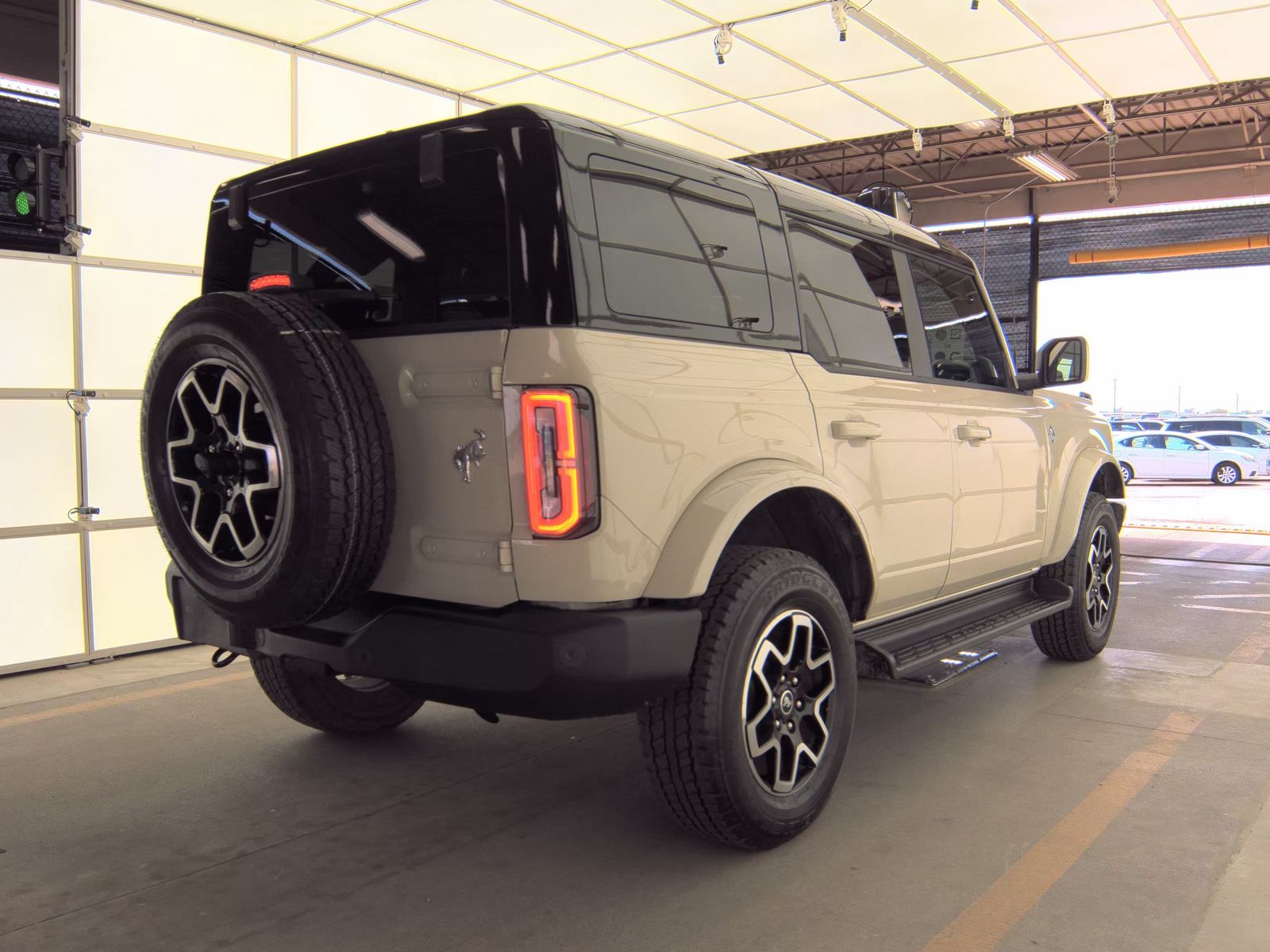 FORD BRONCO - 6