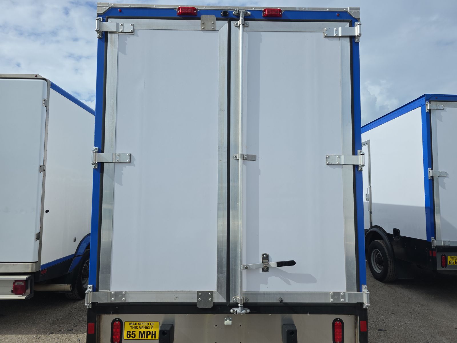 FORD E-350 - 6