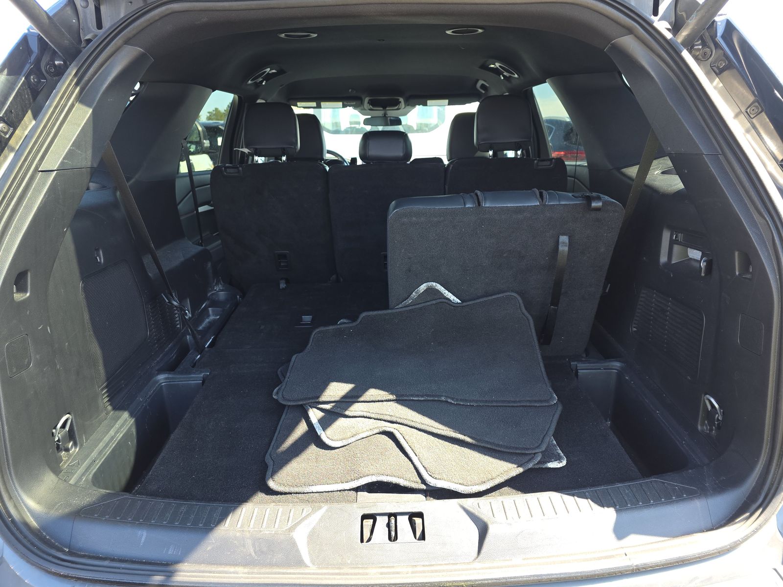 2025 Ford Explorer ST-Line AWD