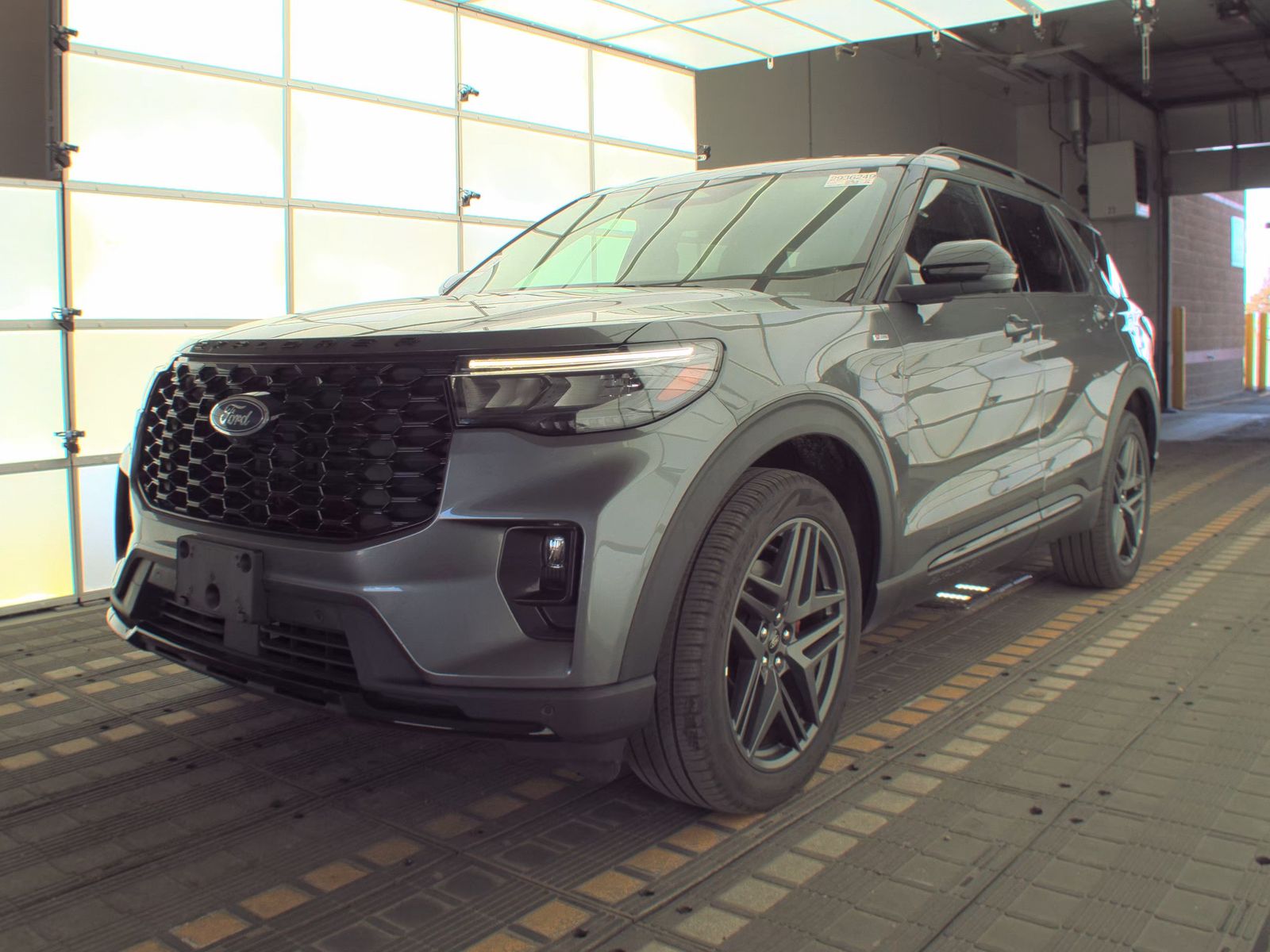 2025 Ford Explorer ST-Line AWD