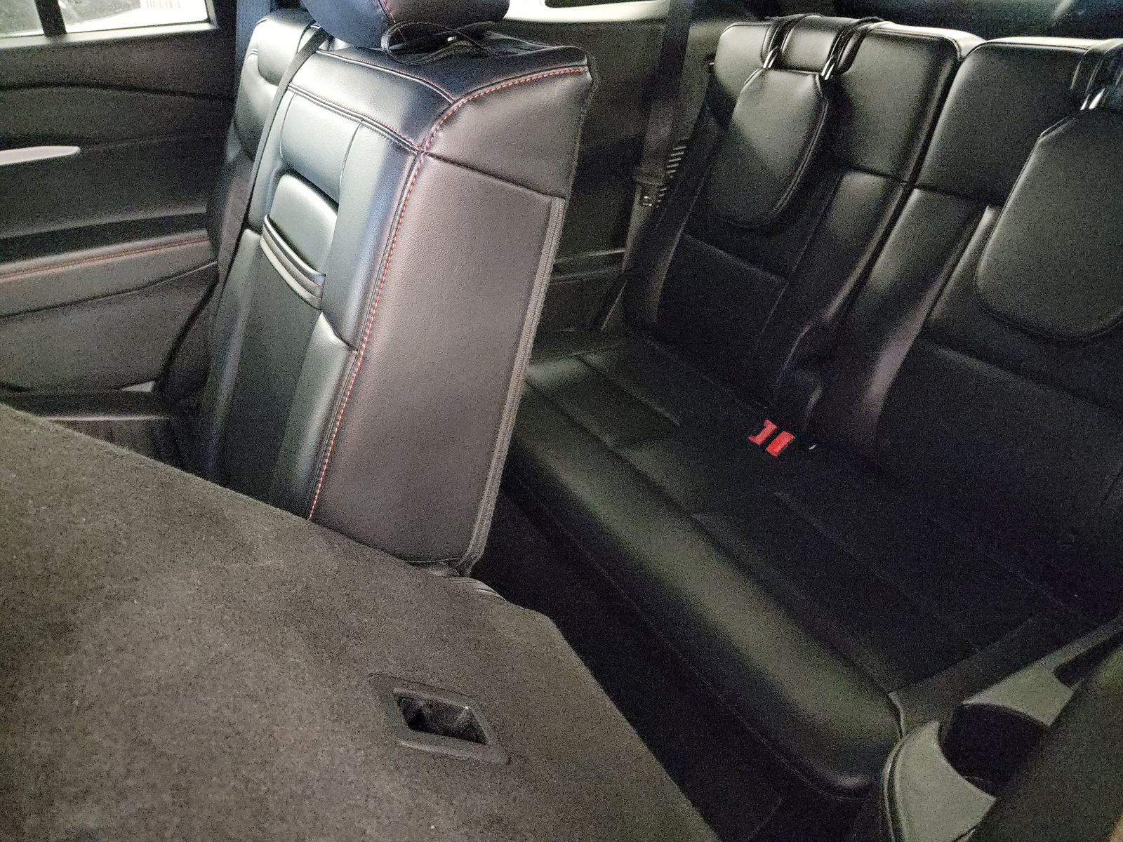 2025 Ford Explorer ST-Line AWD