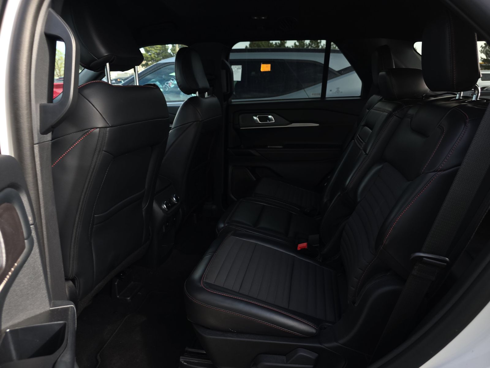 2025 Ford Explorer ST-Line AWD