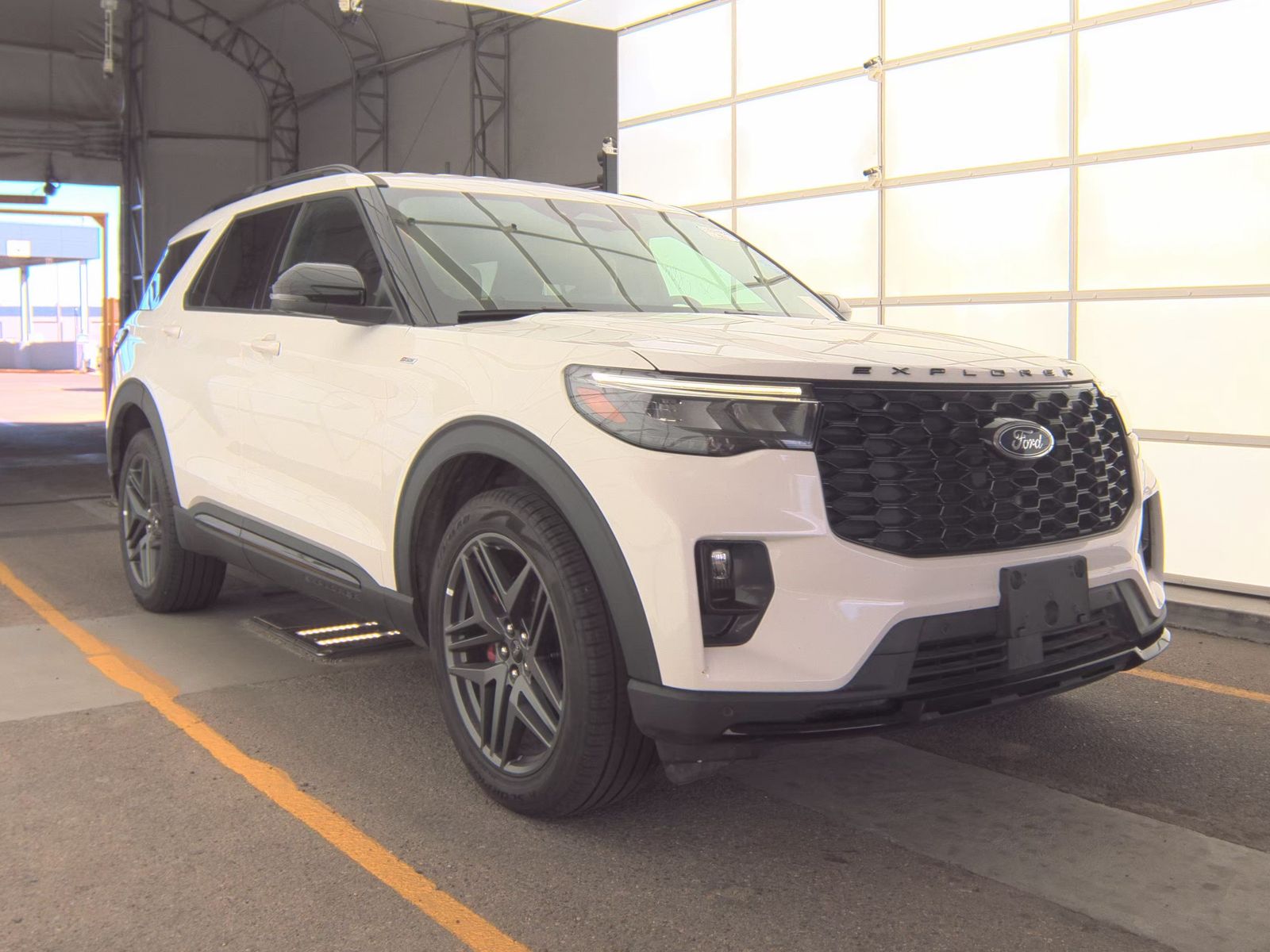 2025 Ford Explorer ST-Line AWD