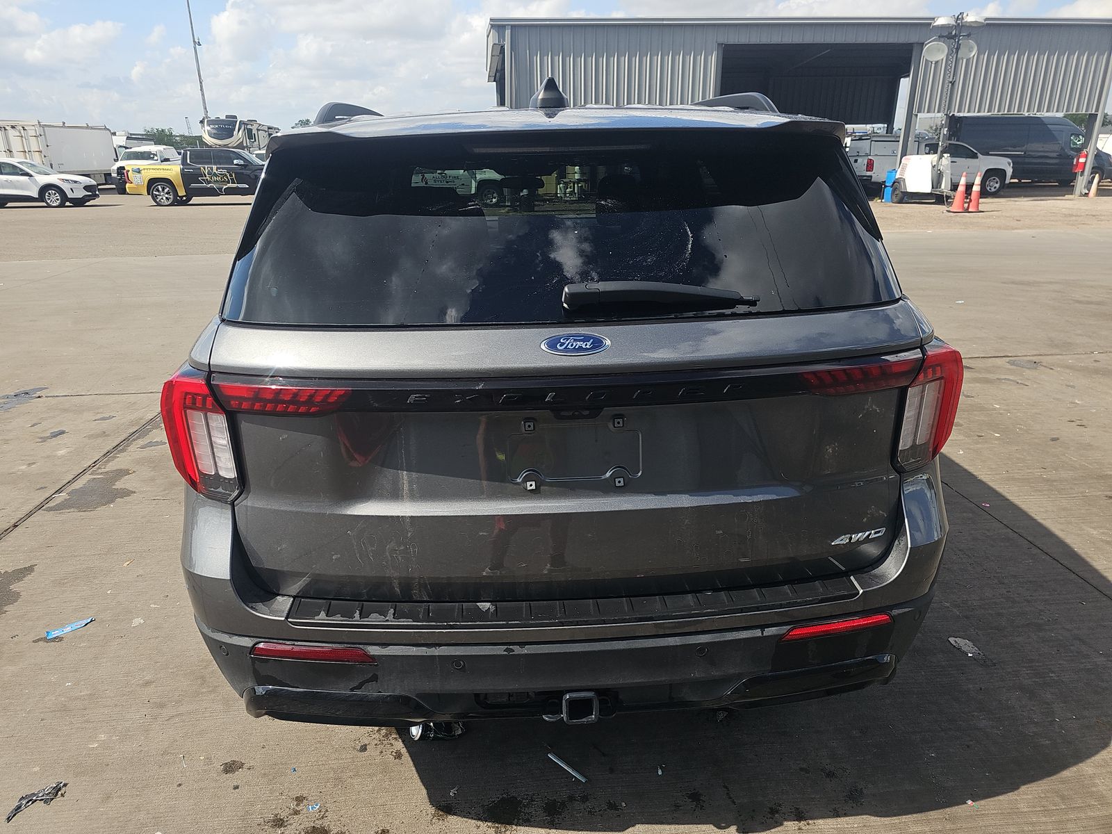 2025 Ford Explorer ST-Line AWD